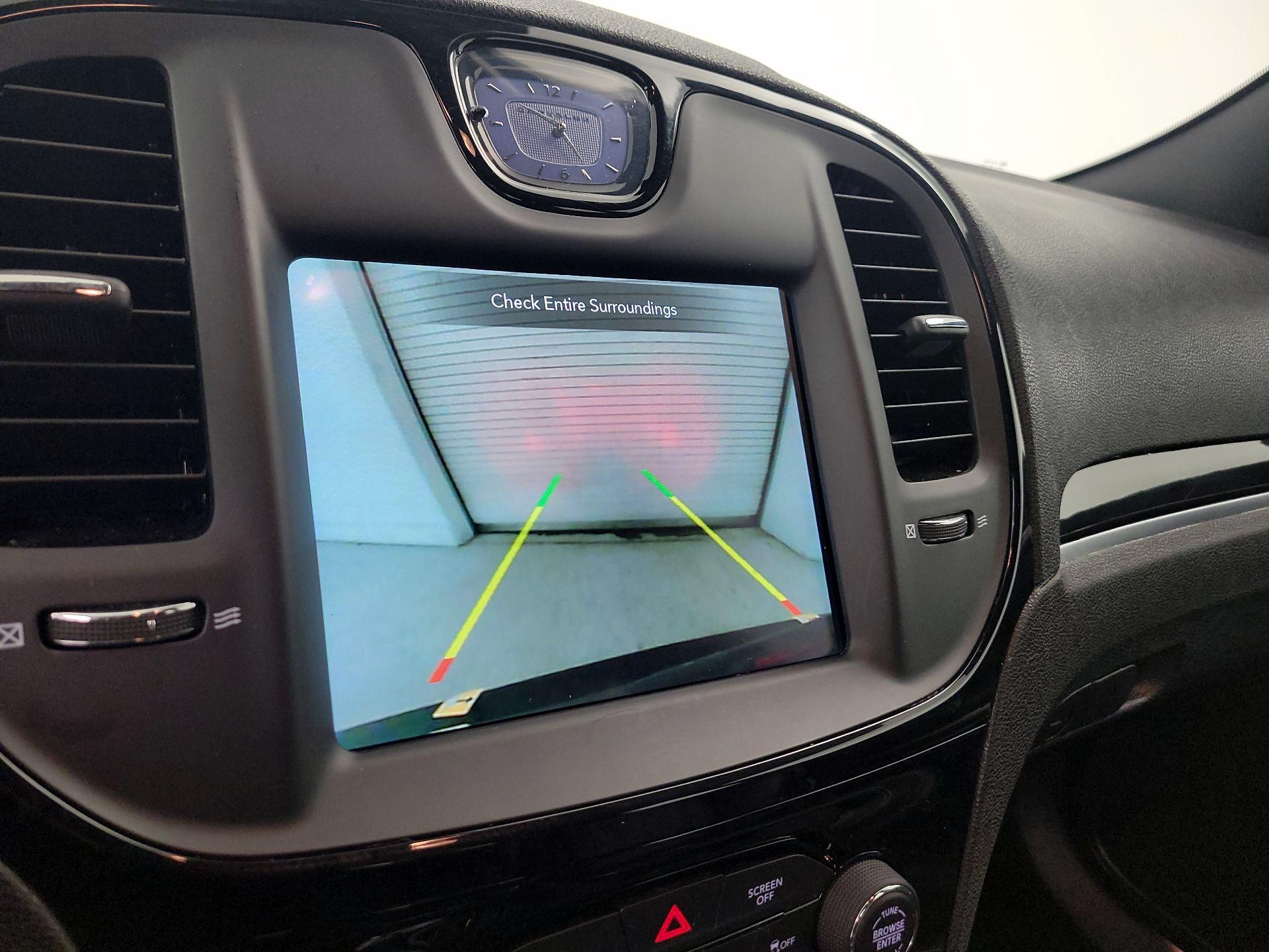 Thumbnail: 2023 Chrysler 300 - 14