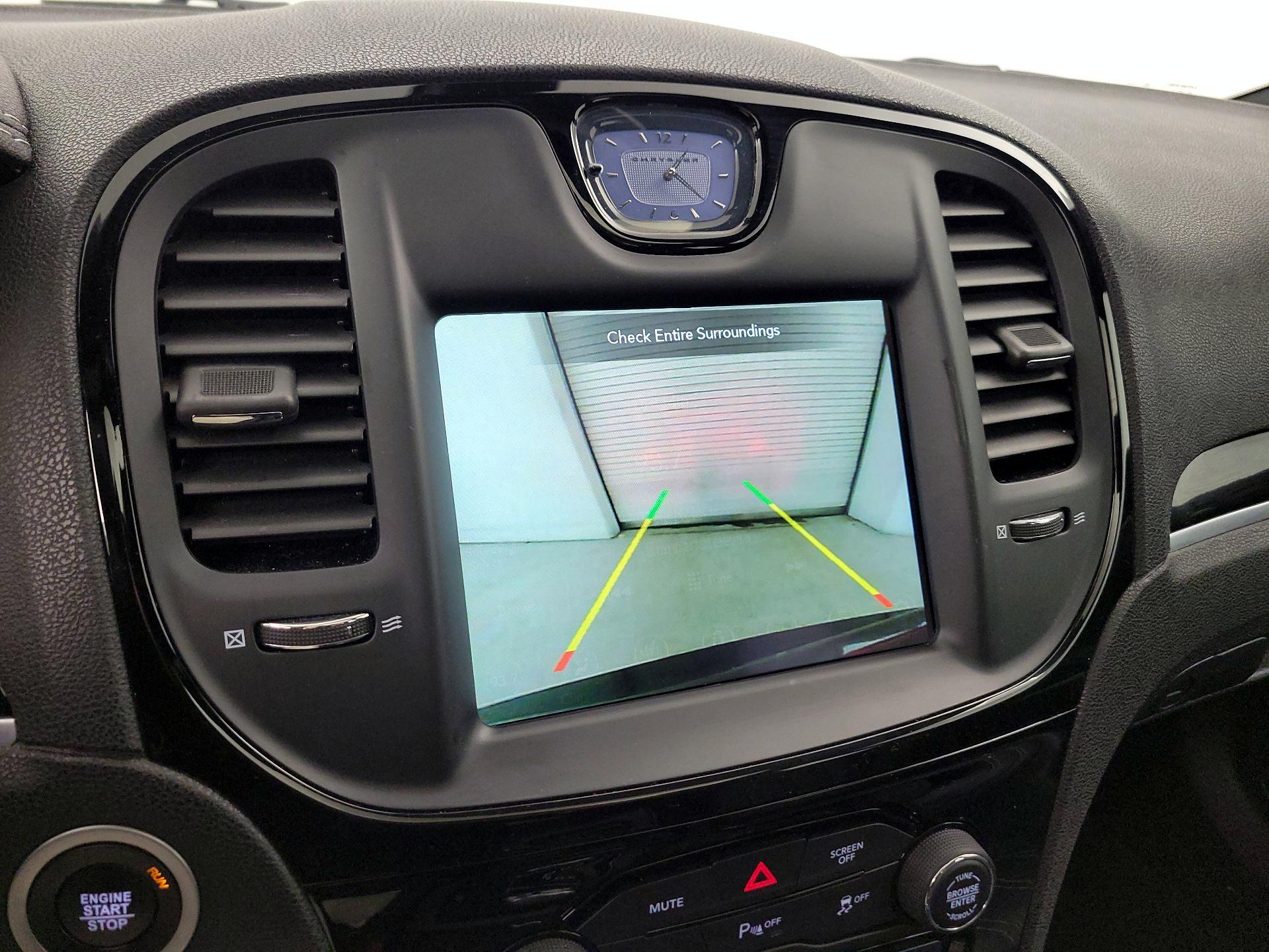 Thumbnail: 2023 Chrysler 300 - 15