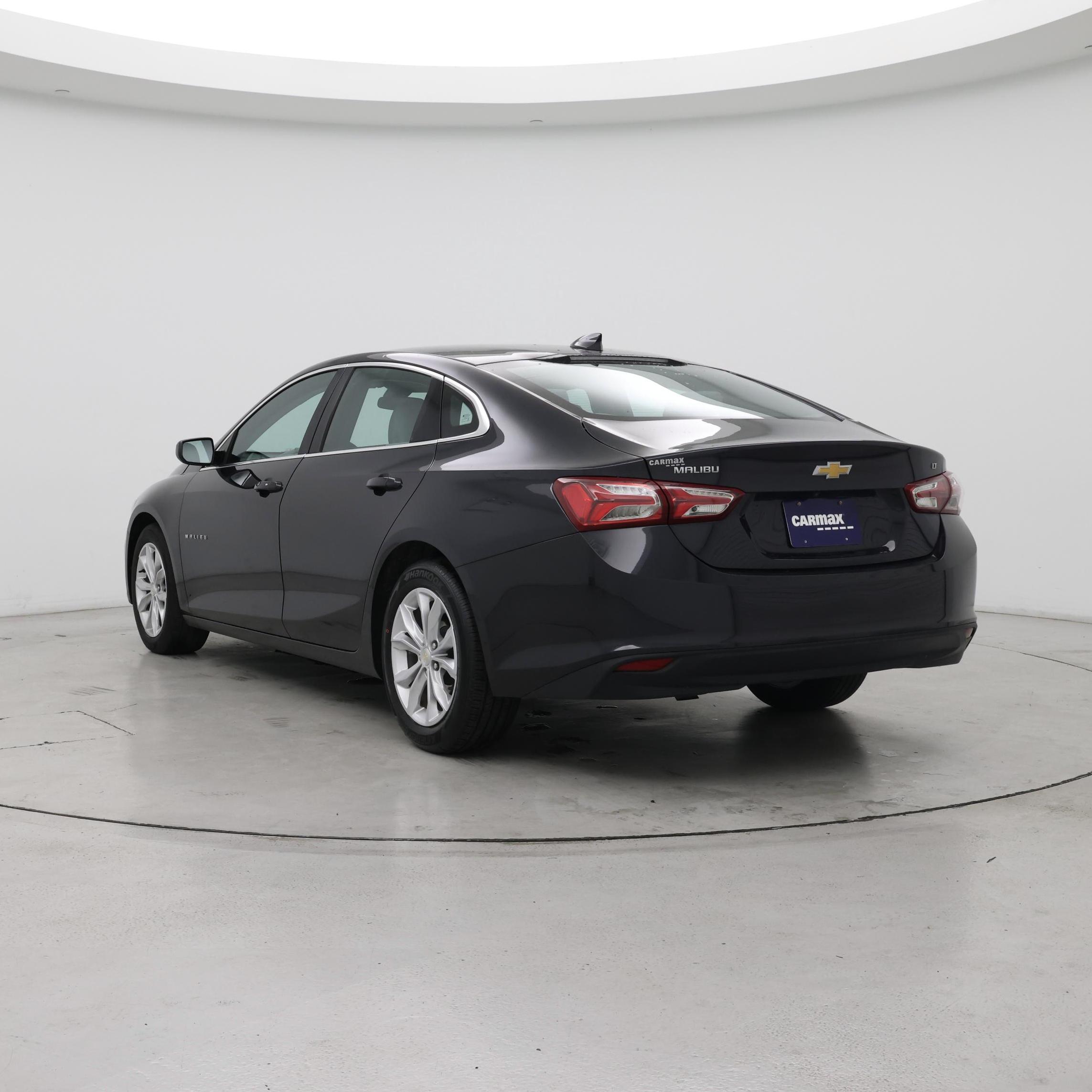 Thumbnail: 2022 Chevrolet Malibu - 2