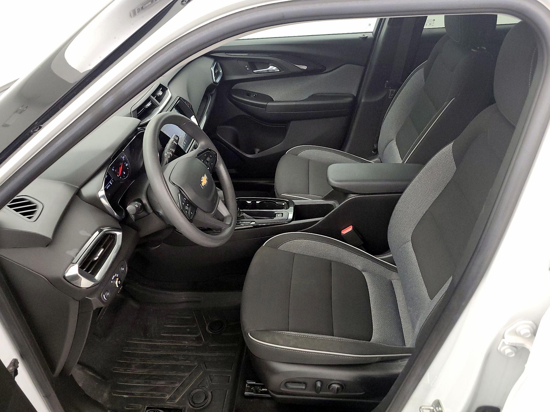 Thumbnail: 2022 Chevrolet TrailBlazer - 11