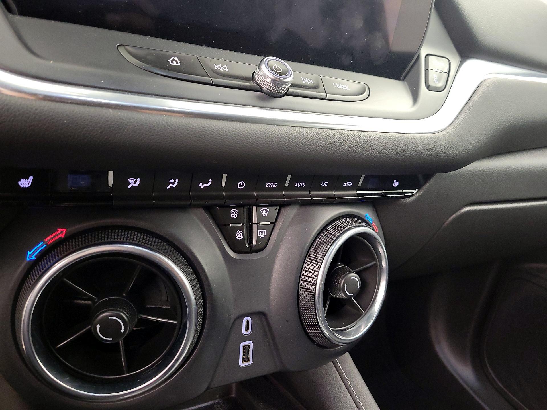 Thumbnail: 2023 Chevrolet Blazer - 16