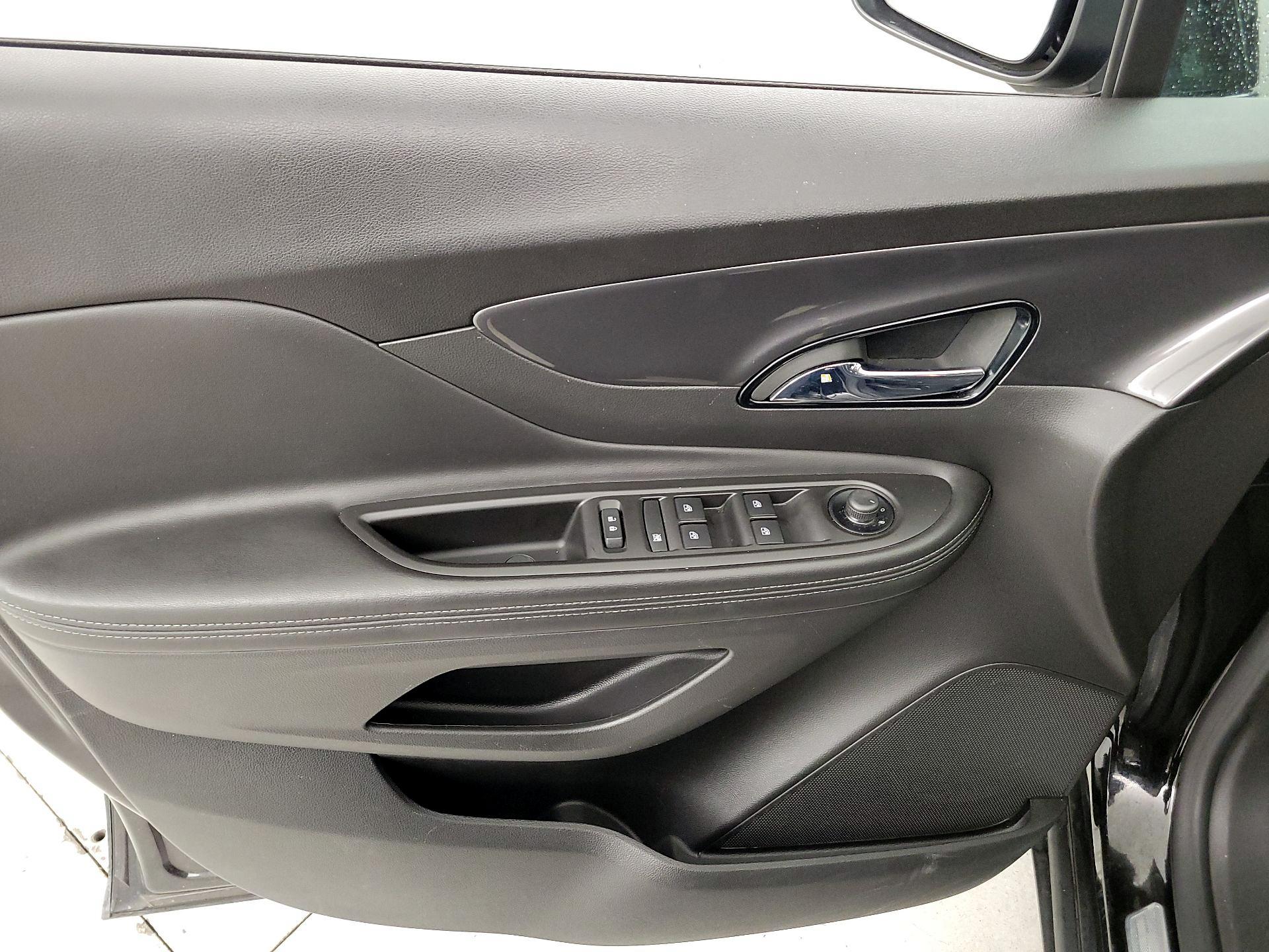 Thumbnail: 2022 Buick Encore - 12