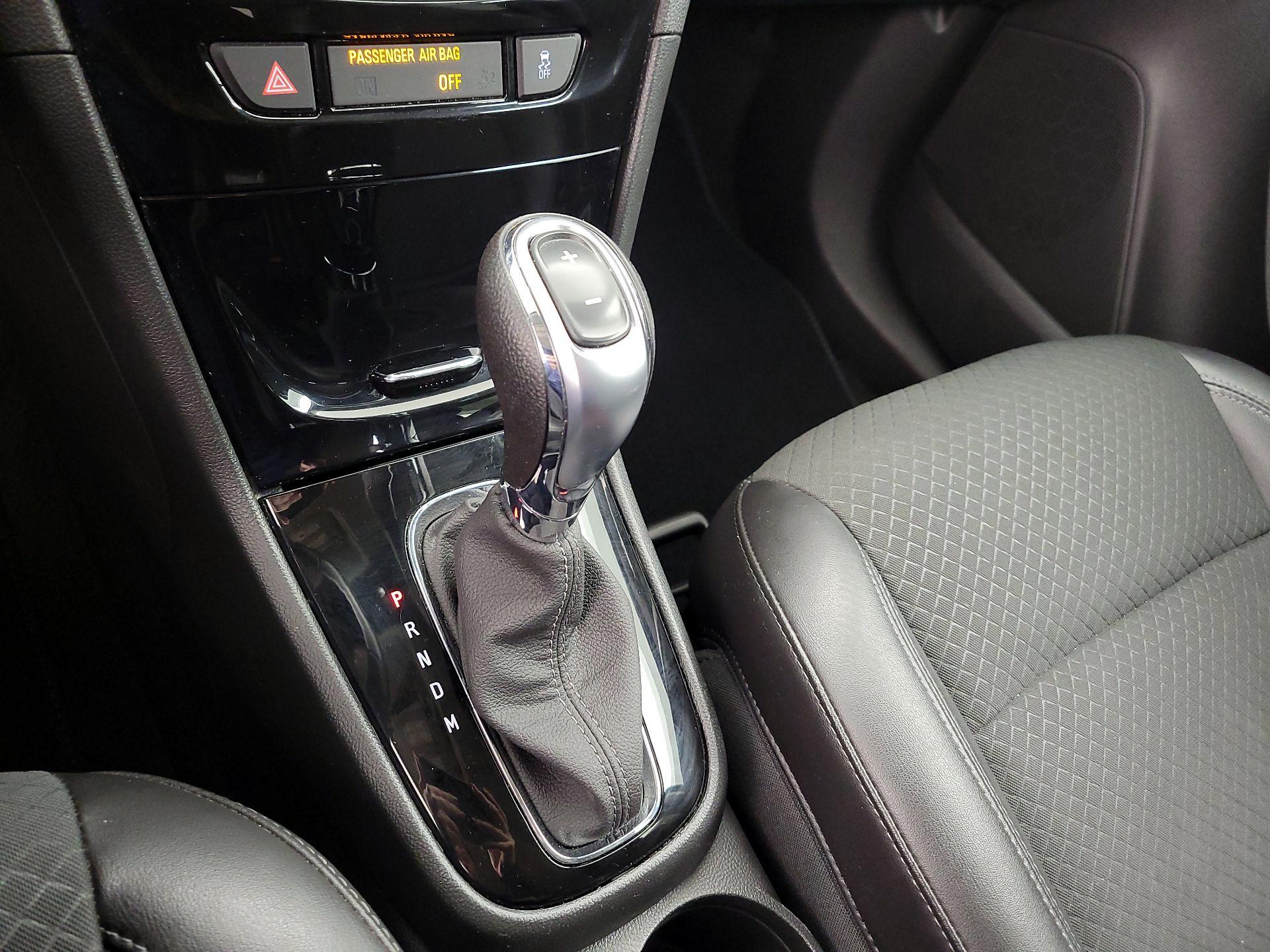 Thumbnail: 2022 Buick Encore - 17