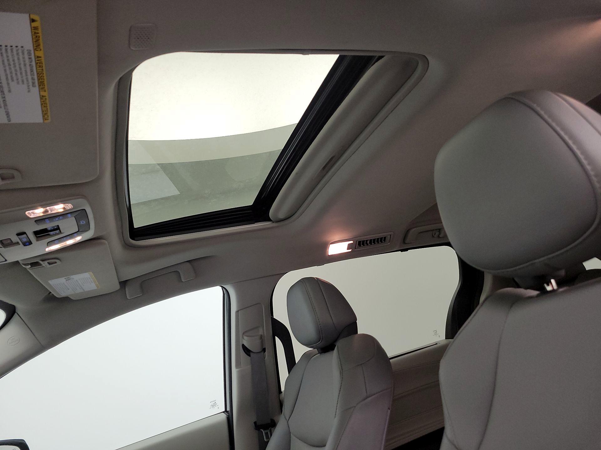 Thumbnail: 2024 Toyota Sienna - 20