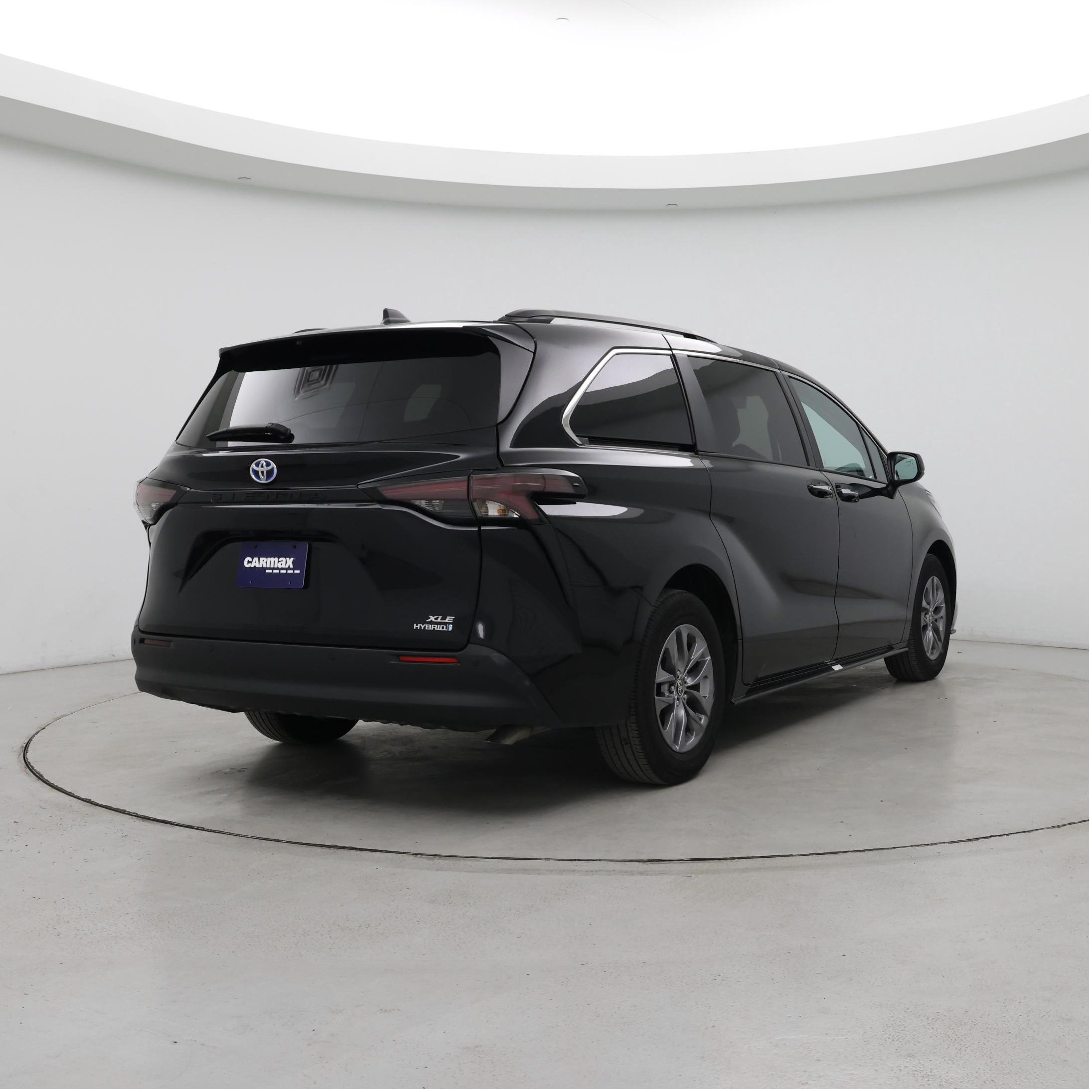 Thumbnail: 2024 Toyota Sienna - 8