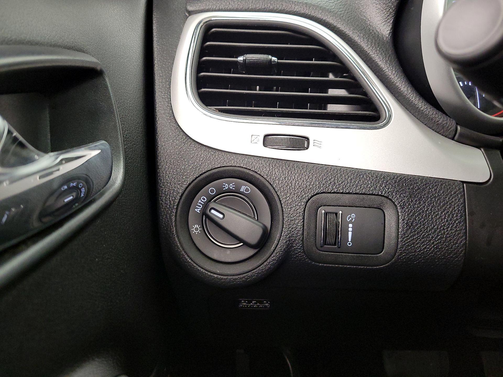 Thumbnail: 2020 Dodge Journey - 13