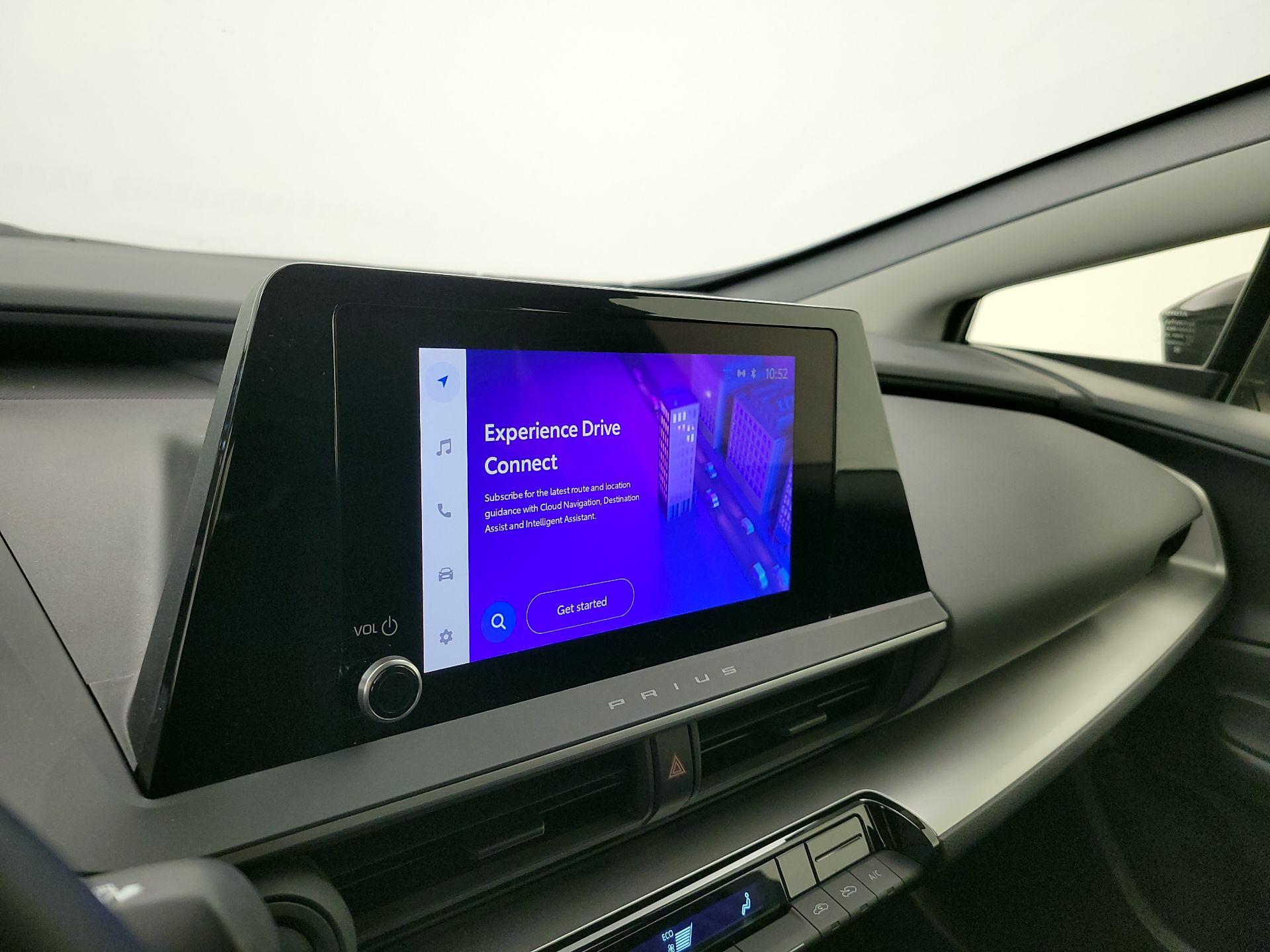 Thumbnail: 2024 Toyota Prius - 14