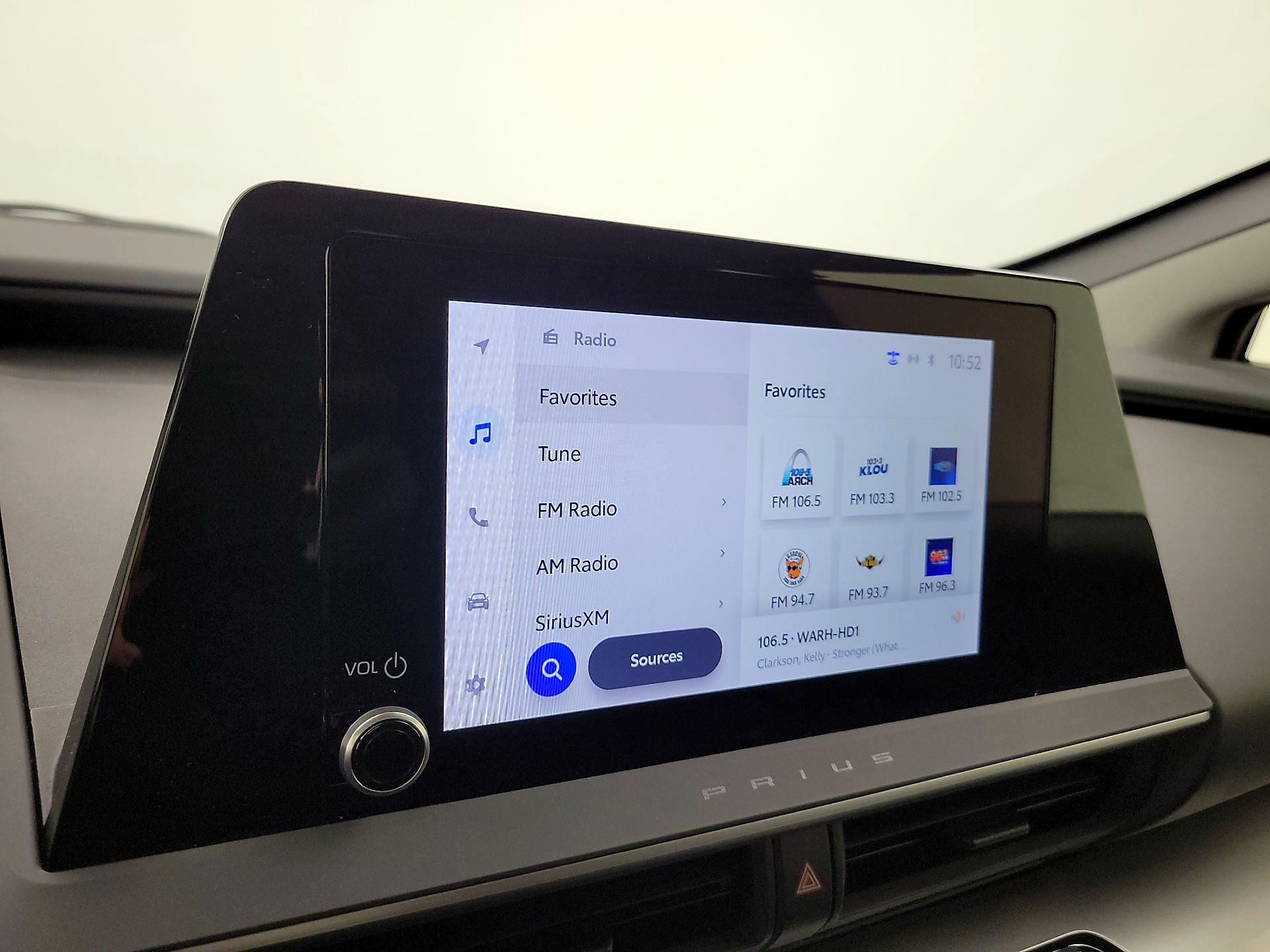 Thumbnail: 2024 Toyota Prius - 16