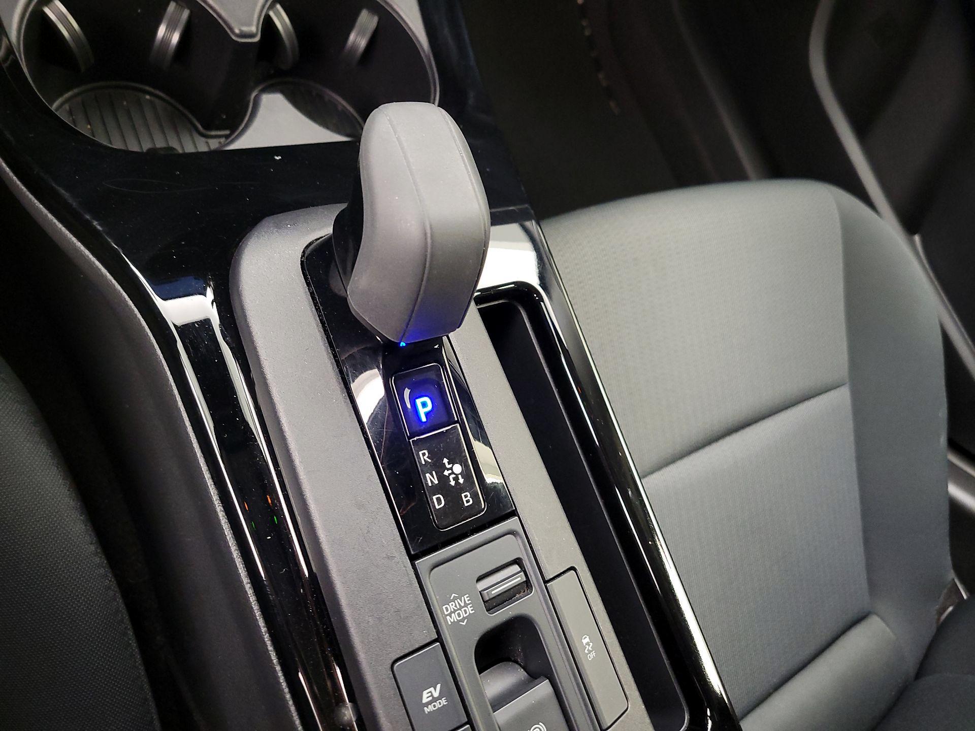 Thumbnail: 2024 Toyota Prius - 18