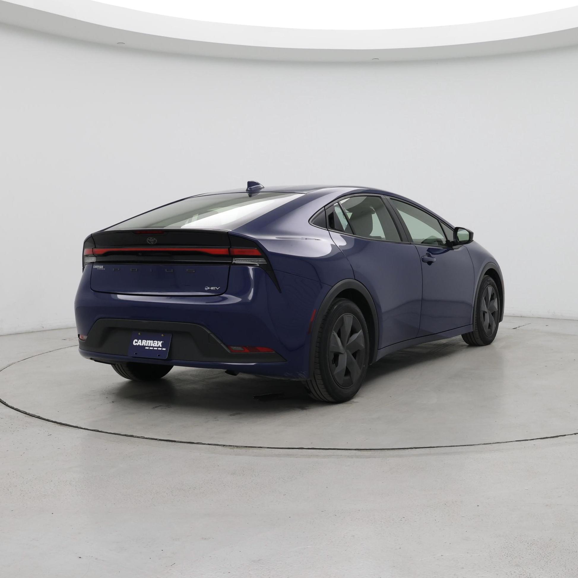 Thumbnail: 2024 Toyota Prius - 8