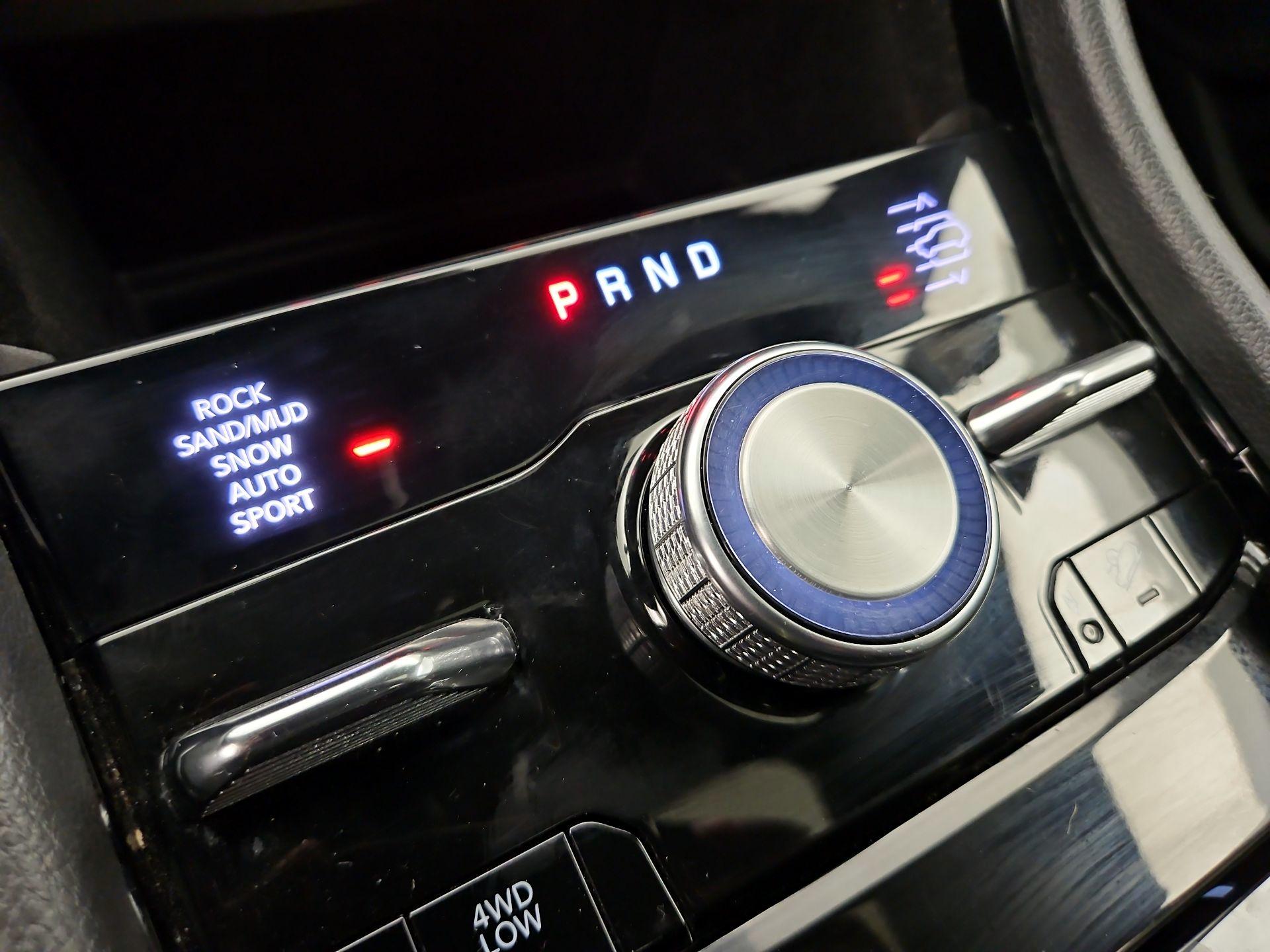 Thumbnail: 2022 Jeep Grand Cherokee L - 18