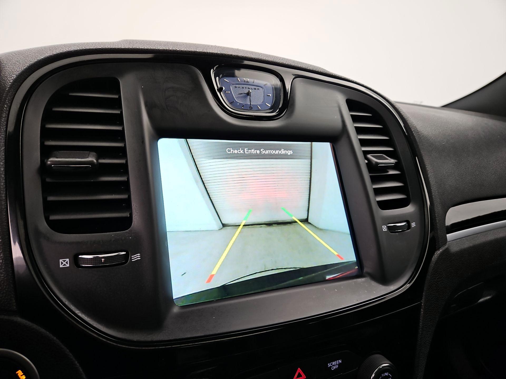 Thumbnail: 2023 Chrysler 300 - 15