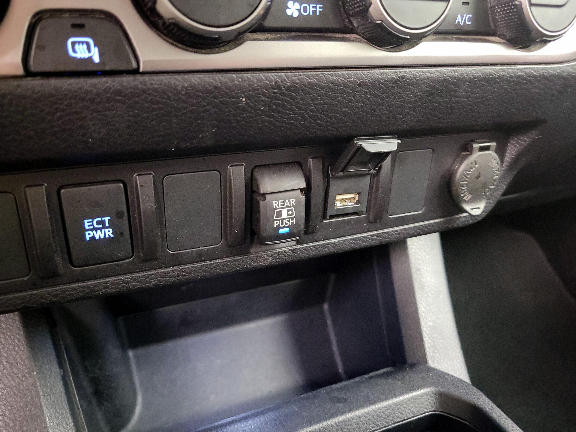 Thumbnail: 2023 Toyota Tacoma - 18