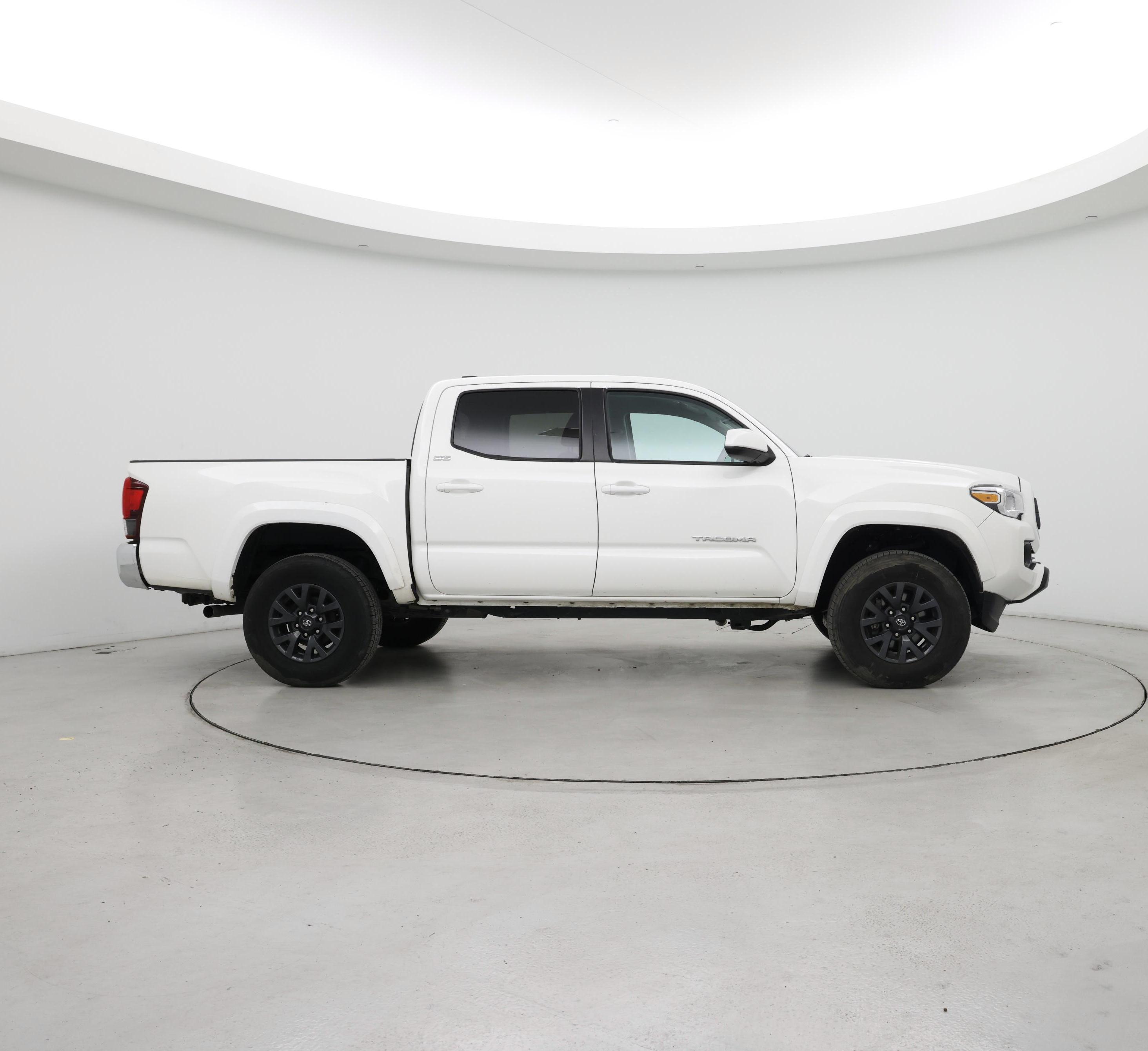 Thumbnail: 2023 Toyota Tacoma - 7