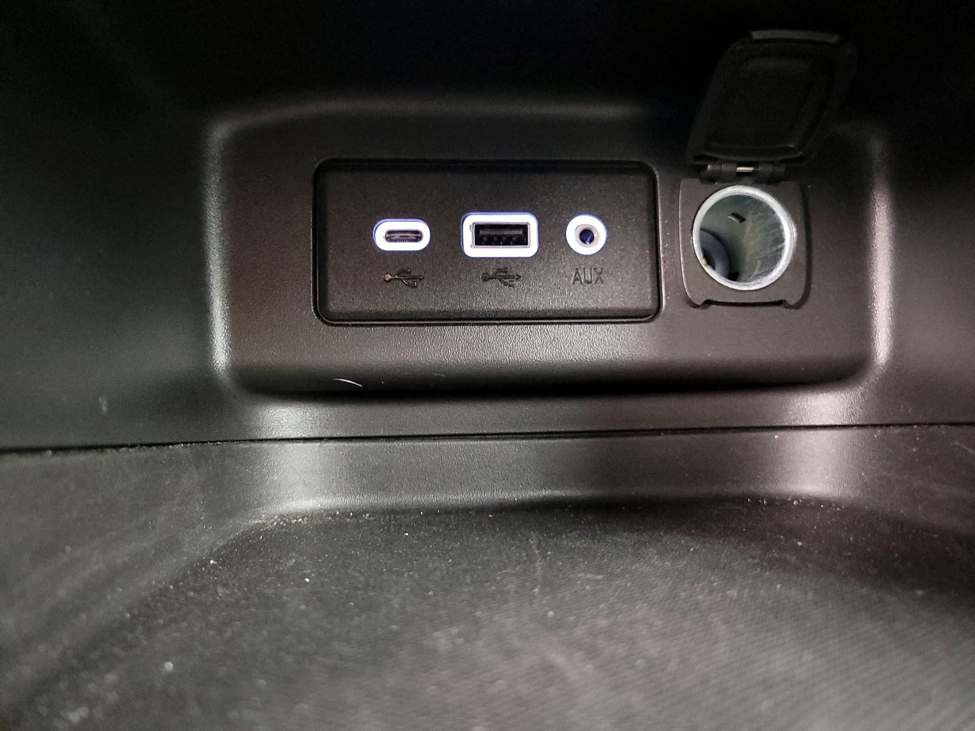 Thumbnail: 2024 Chevrolet Equinox - 18