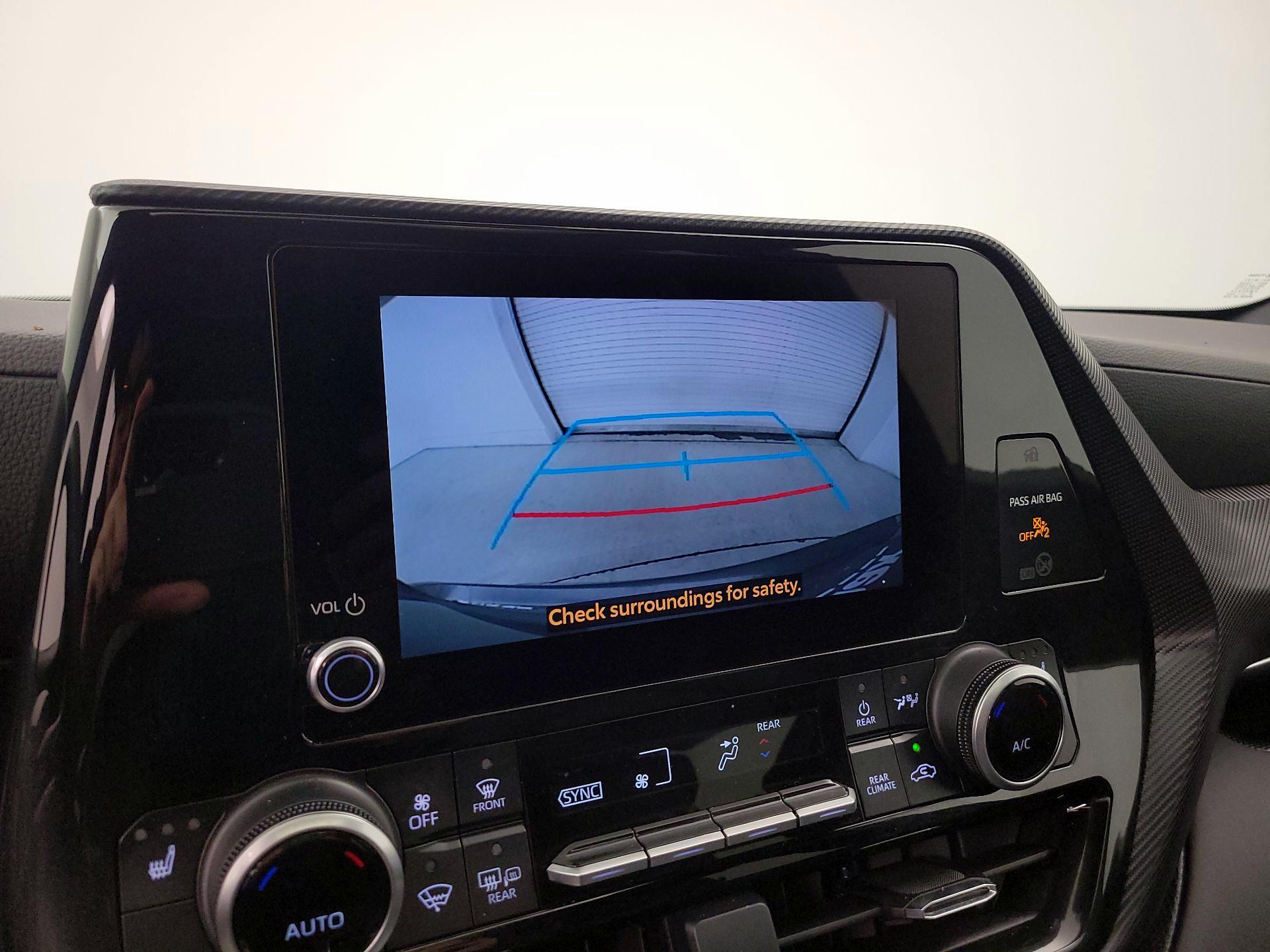 Thumbnail: 2024 Toyota Highlander - 14