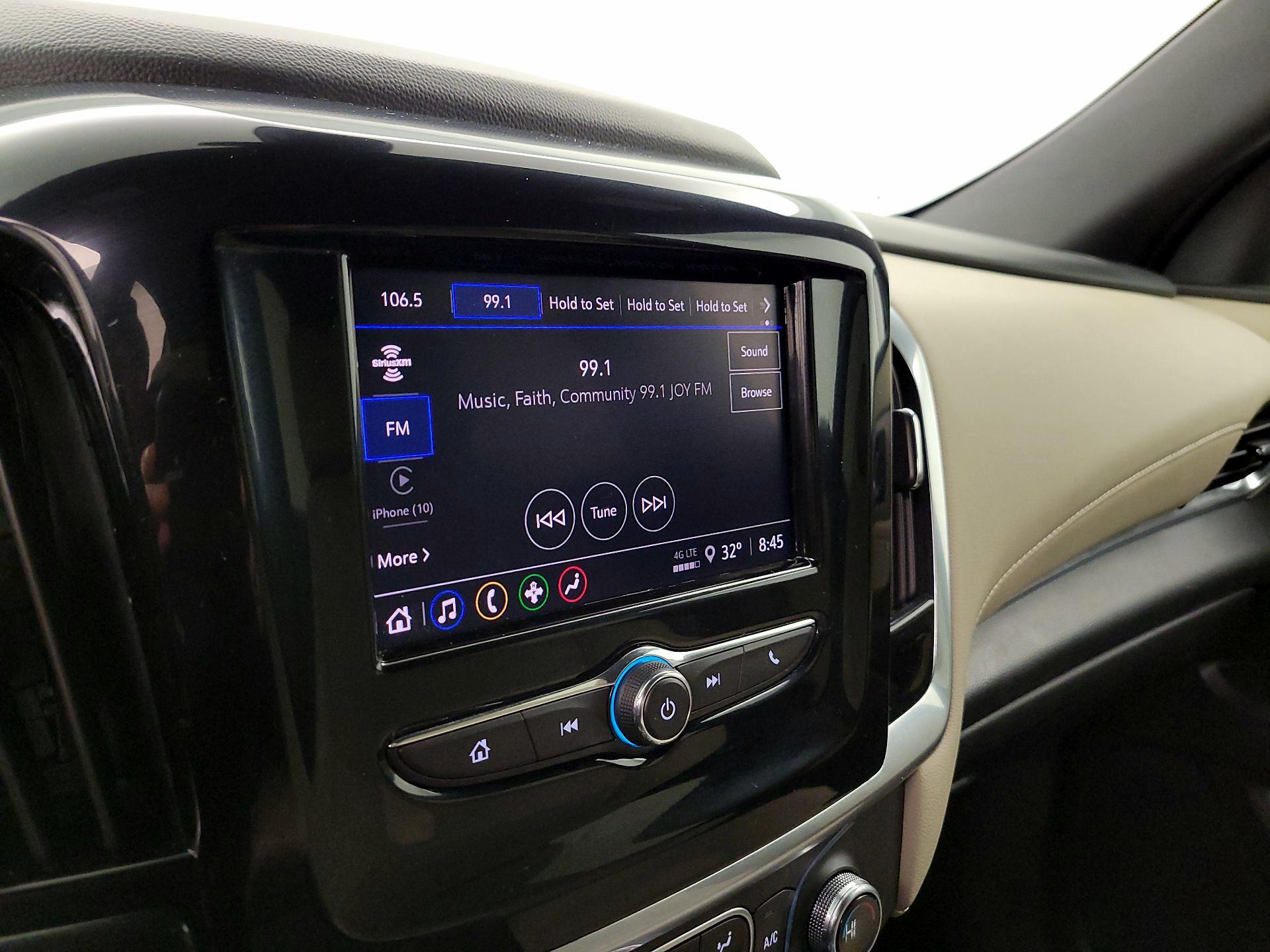 Thumbnail: 2022 Chevrolet Traverse - 15