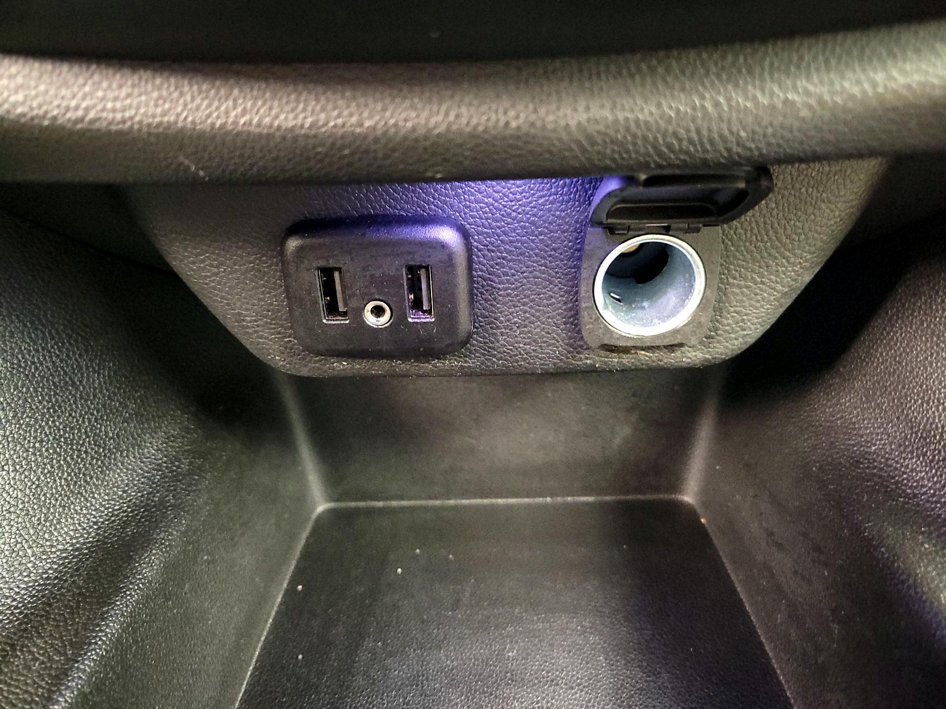 Thumbnail: 2022 Chevrolet Traverse - 18