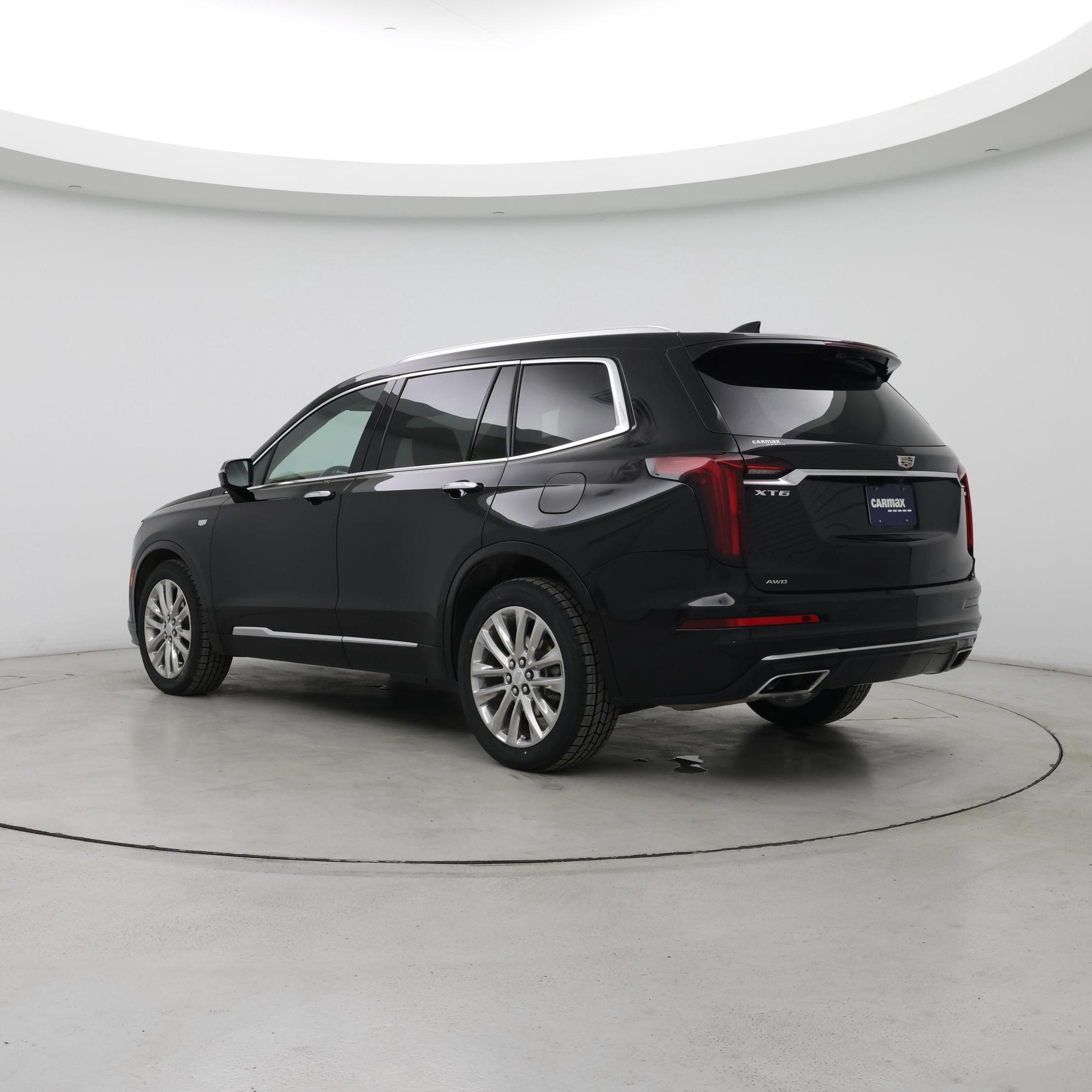 Thumbnail: 2023 Cadillac XT6 - 2