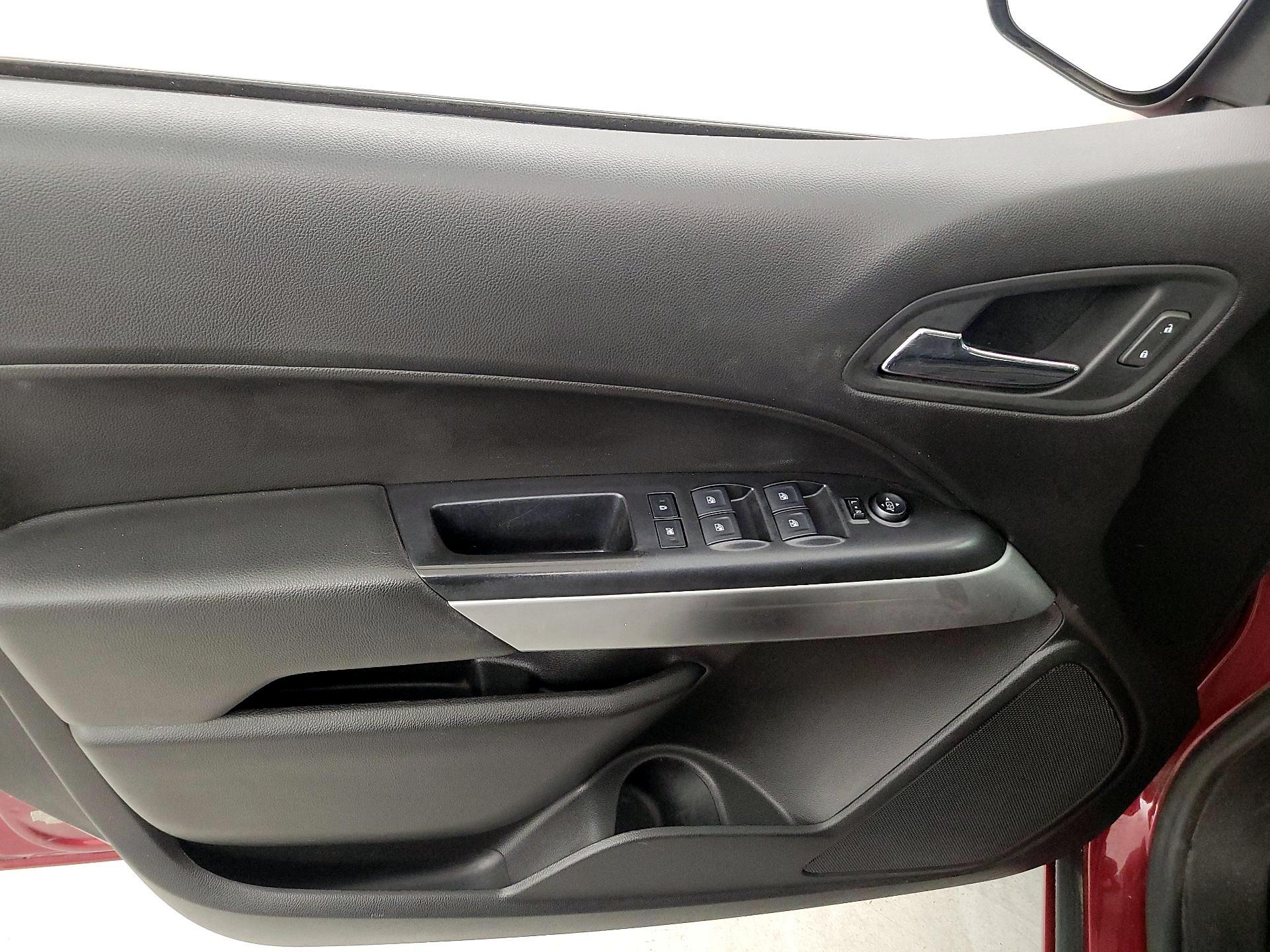 Thumbnail: 2017 Chevrolet Colorado - 12