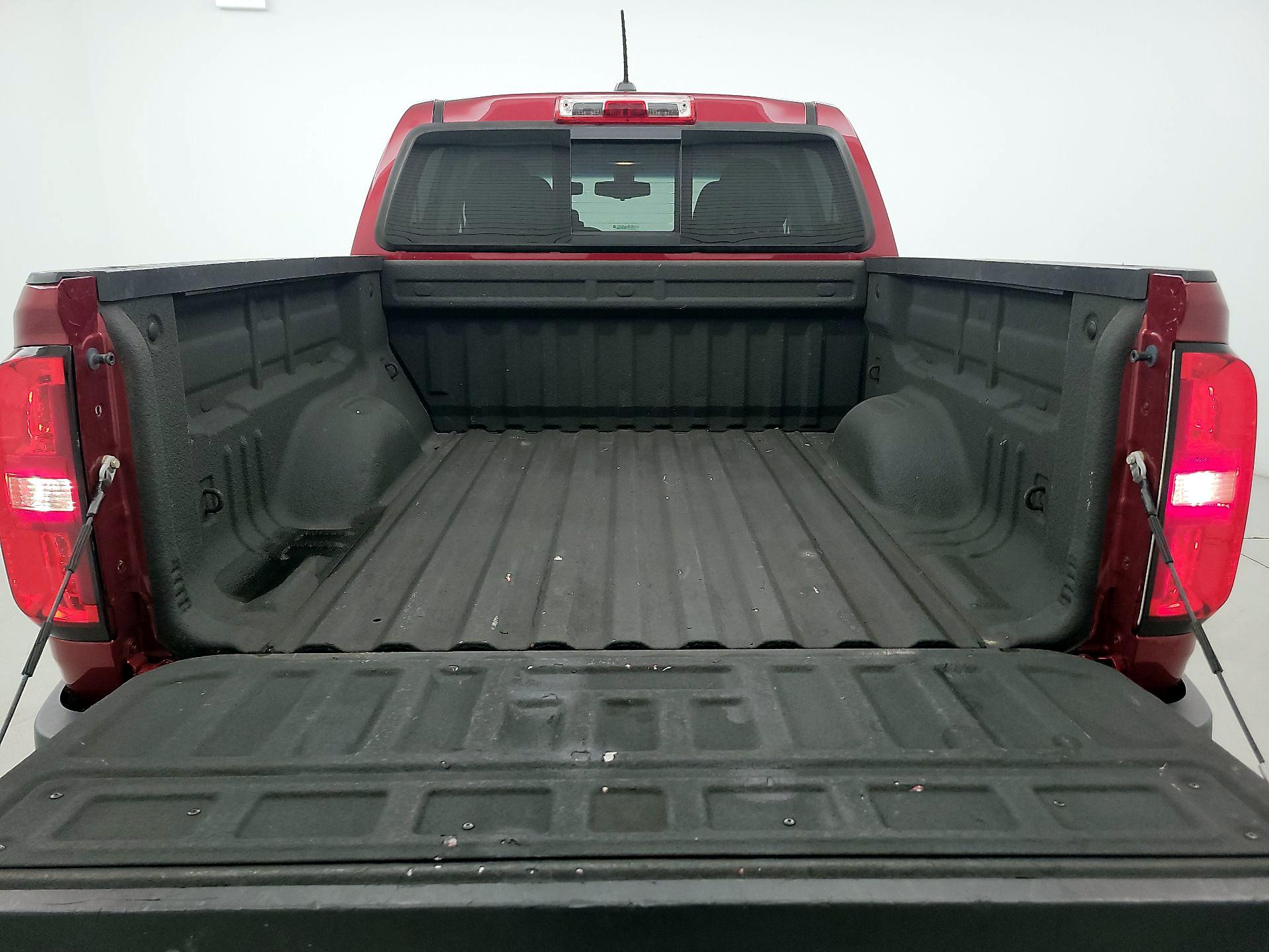 Thumbnail: 2017 Chevrolet Colorado - 20