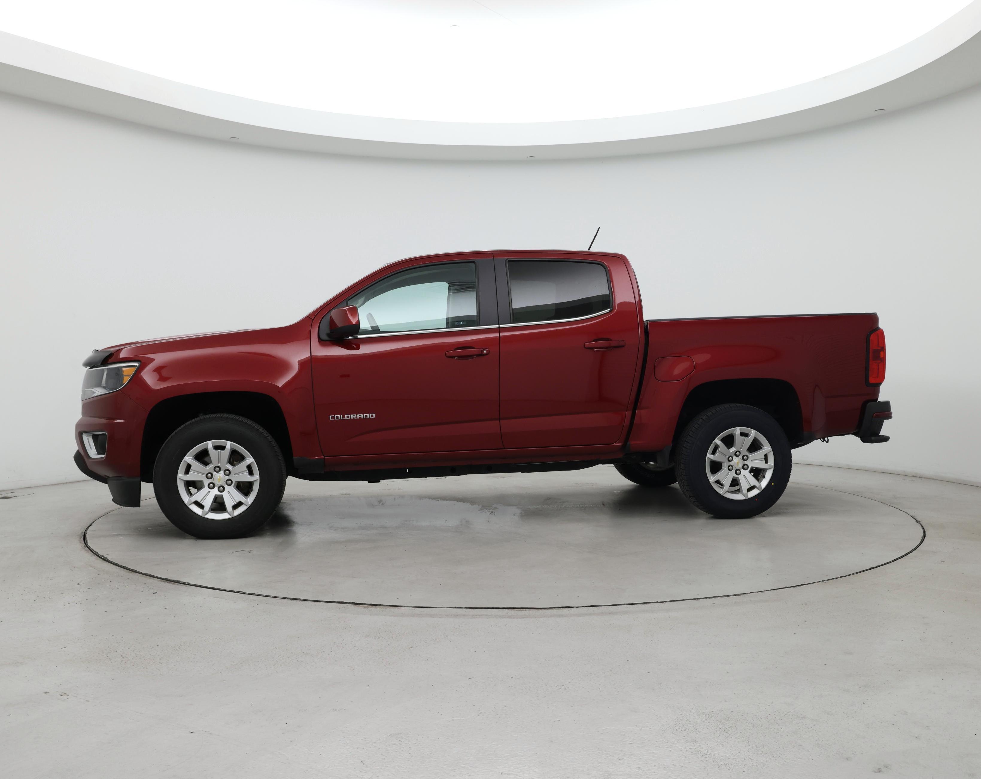 Thumbnail: 2017 Chevrolet Colorado - 3