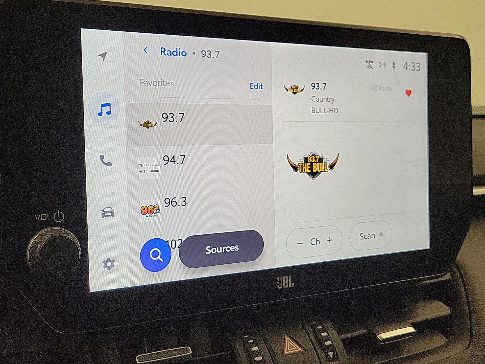 Thumbnail: 2023 Toyota RAV4 - 15