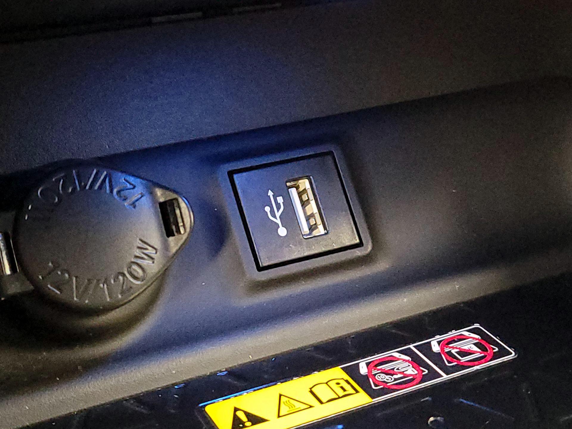 Thumbnail: 2023 Toyota RAV4 - 18