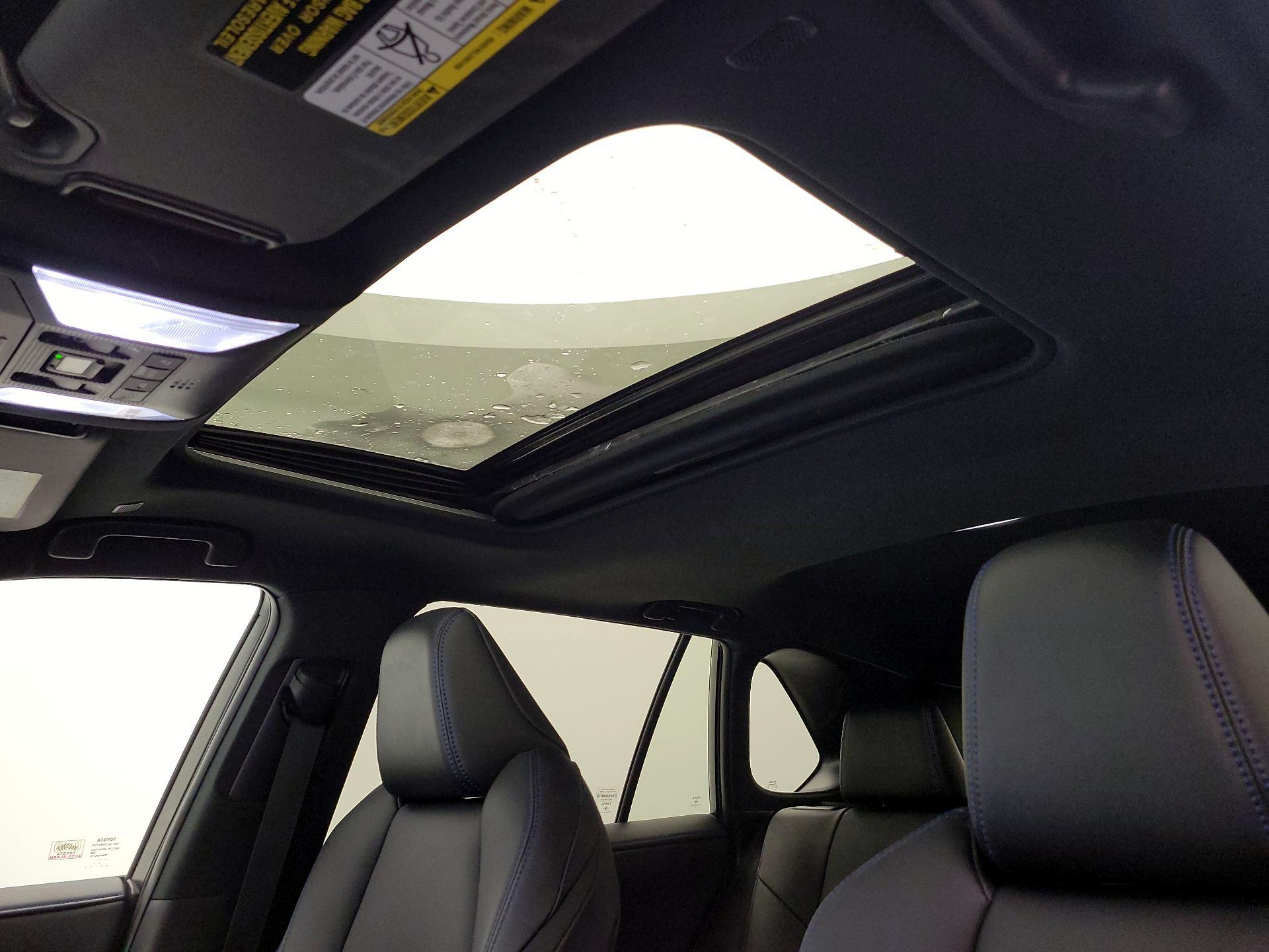 Thumbnail: 2023 Toyota RAV4 - 19