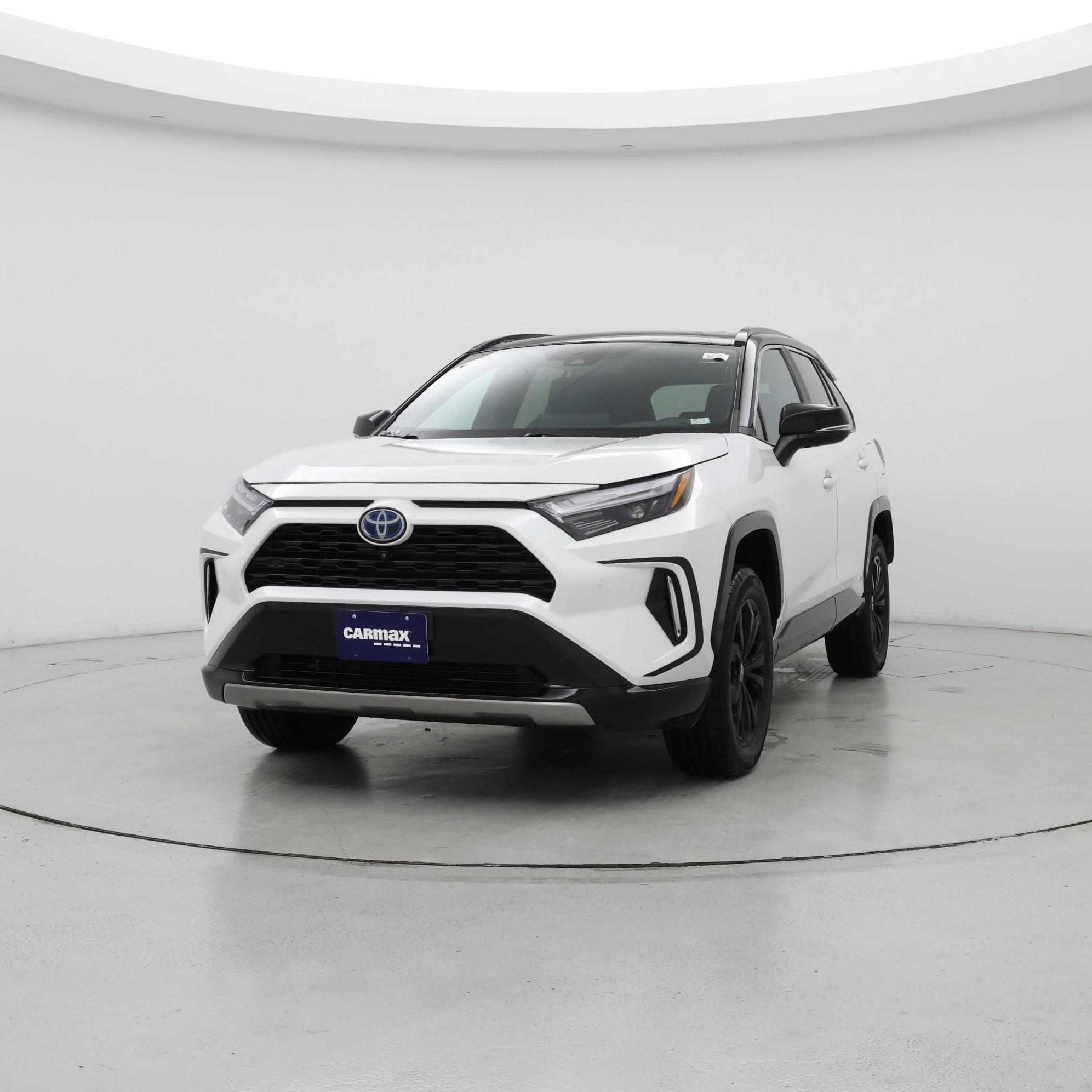 Thumbnail: 2023 Toyota RAV4 - 4