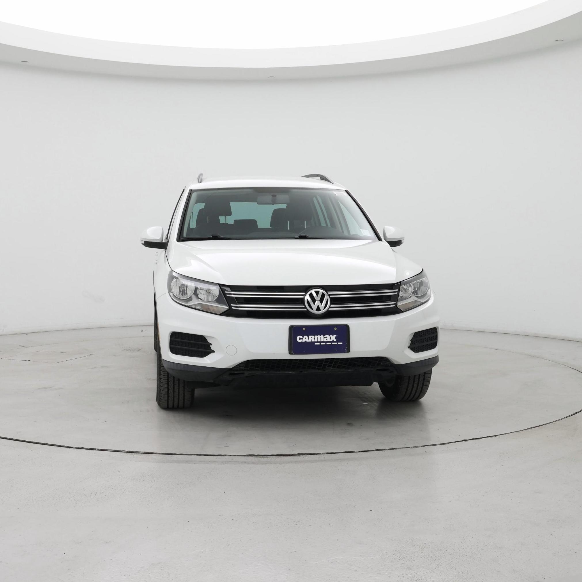 Thumbnail: 2015 Volkswagen Tiguan - 5