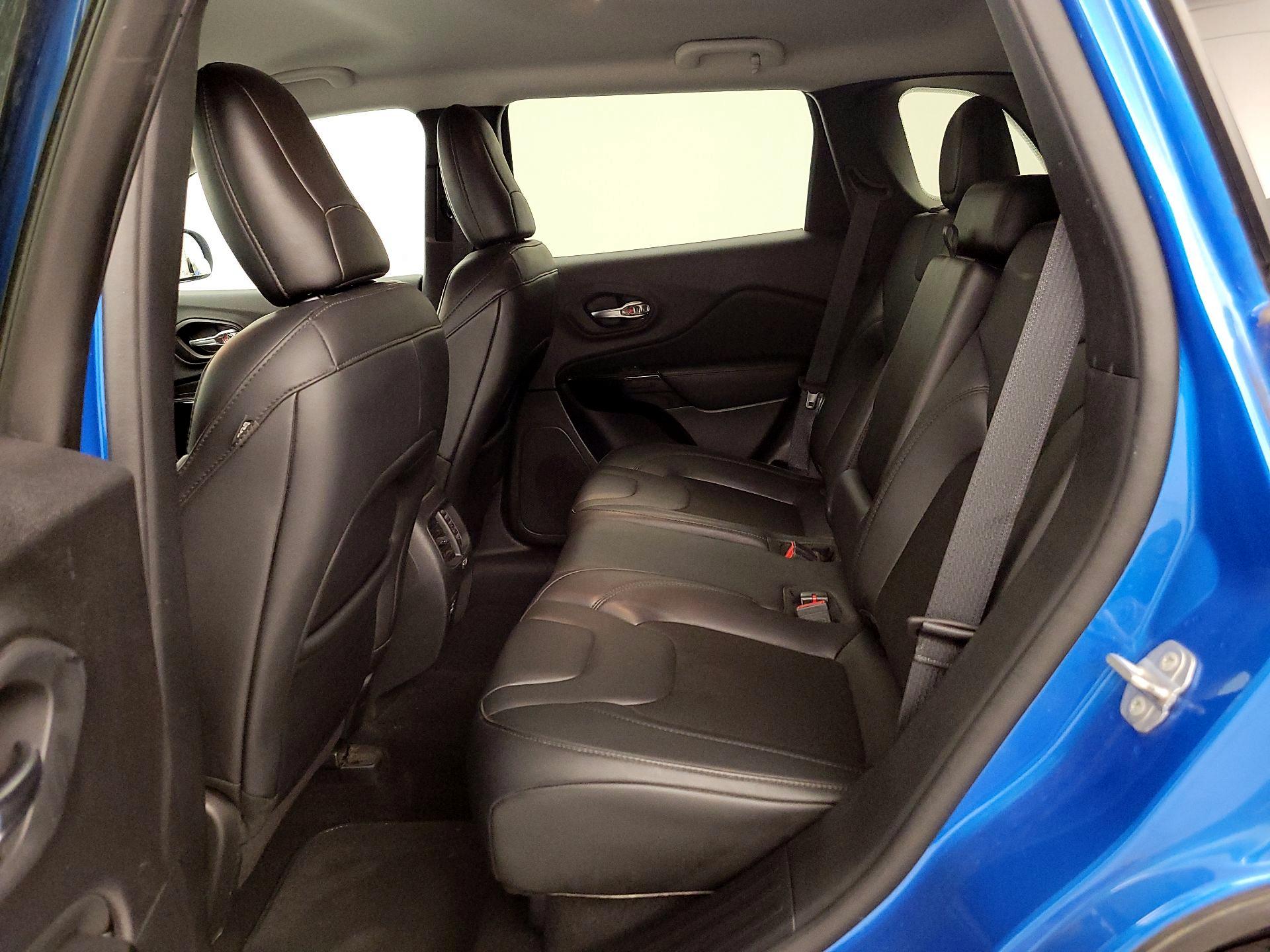 Thumbnail: 2021 Jeep Cherokee - 19