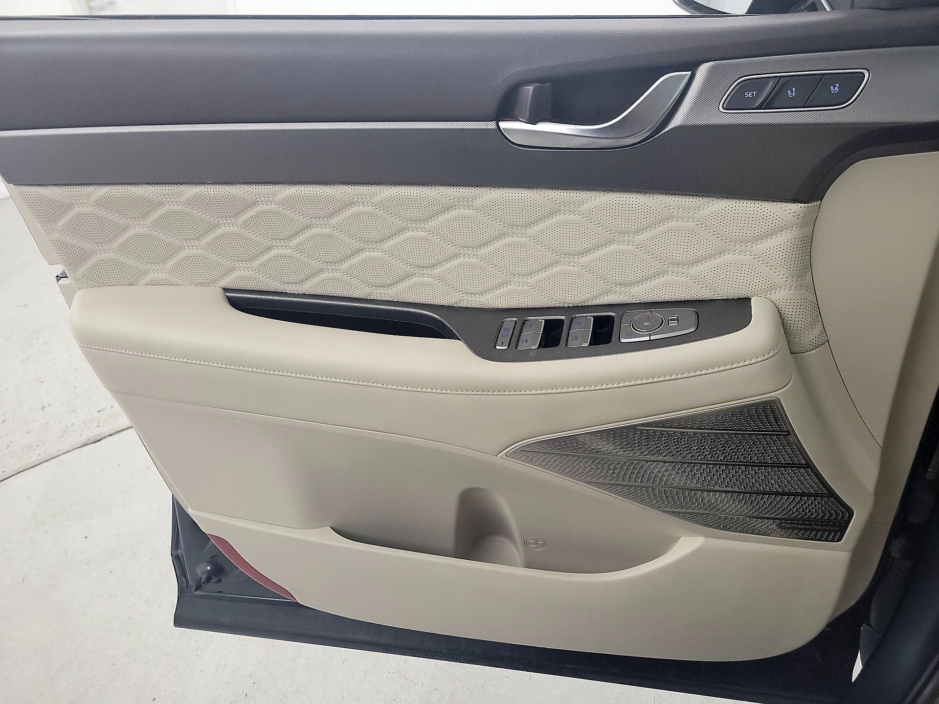 Thumbnail: 2020 Hyundai Palisade - 12