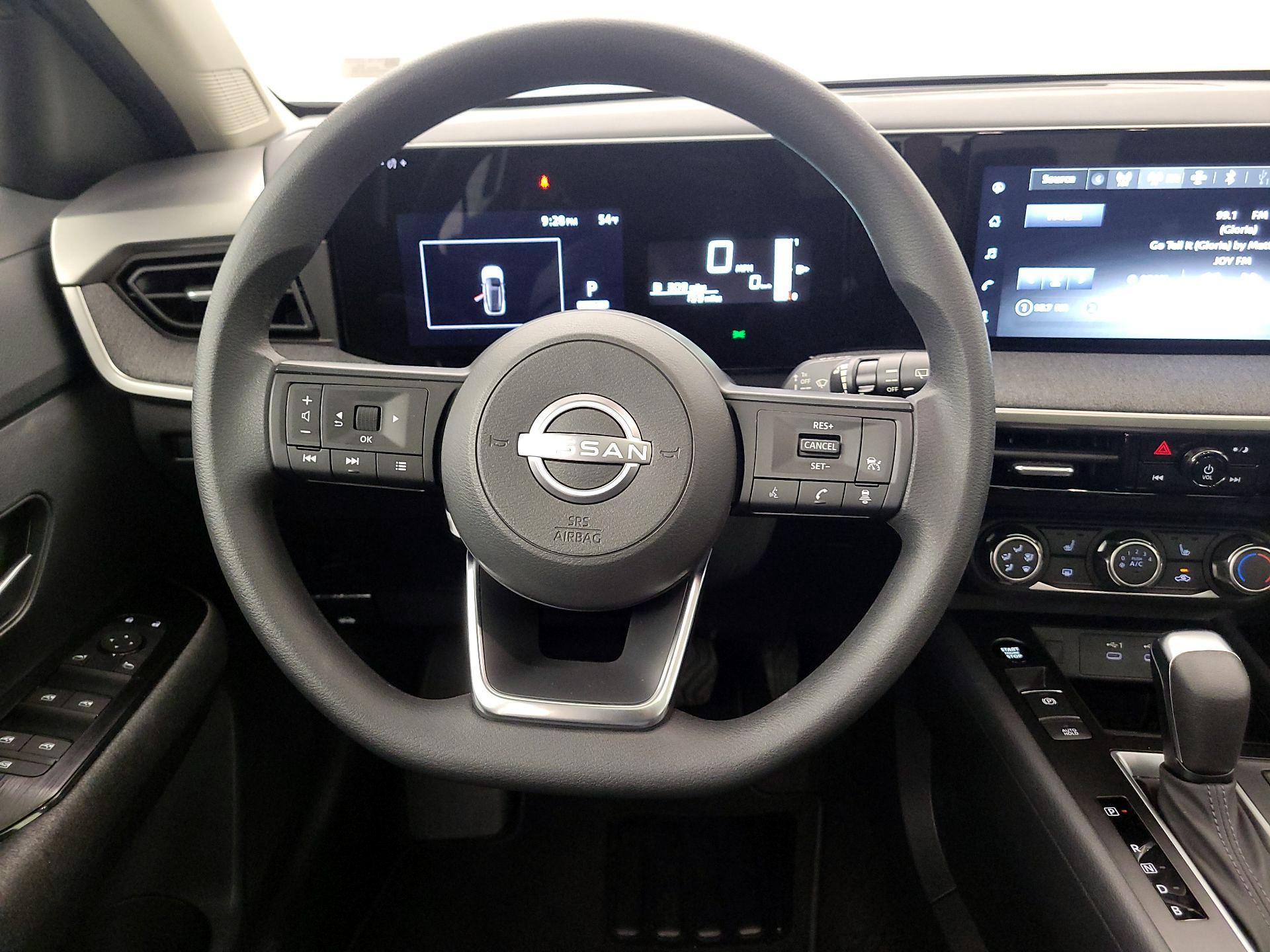 Thumbnail: 2025 Nissan Kicks - 10