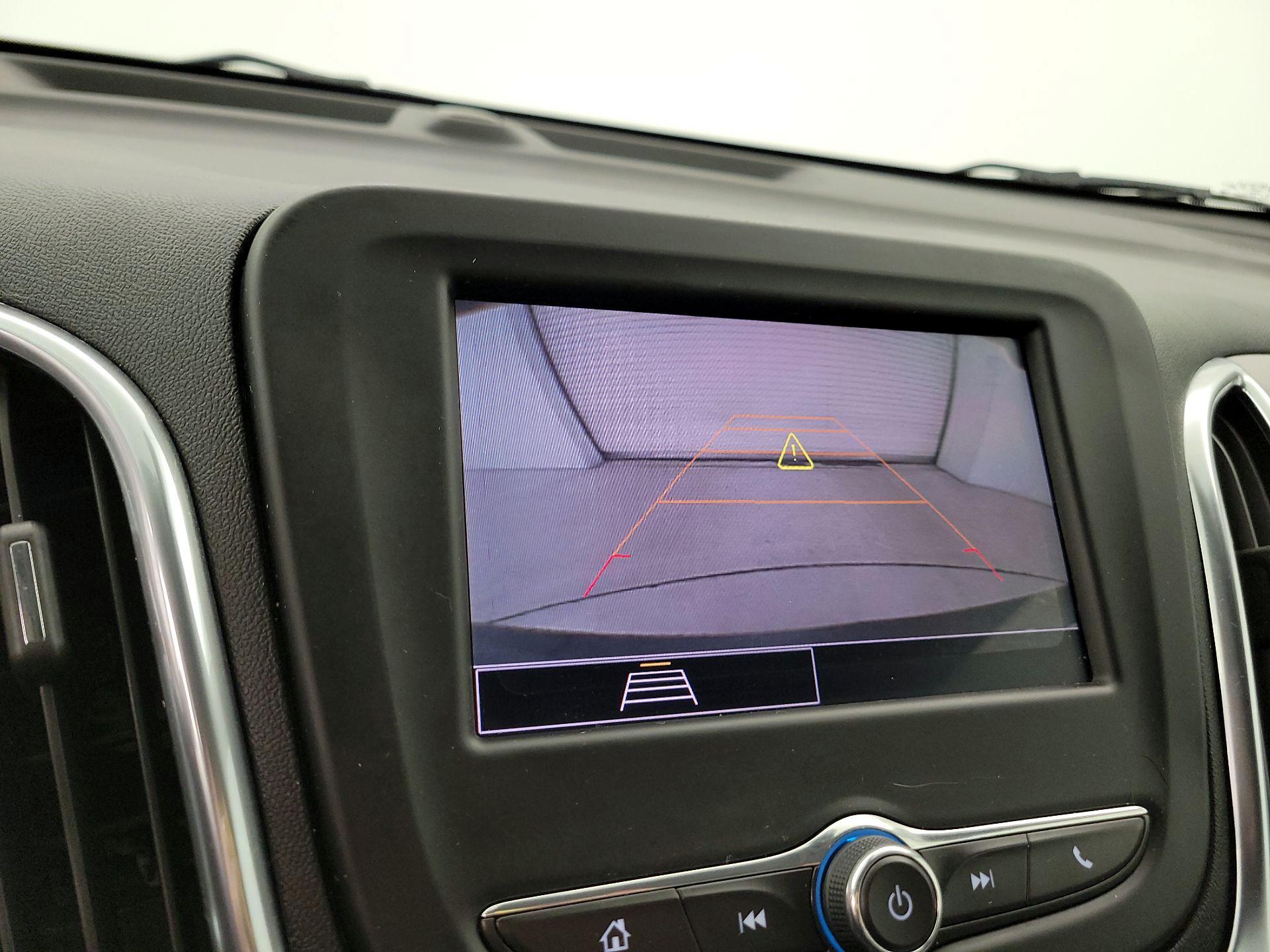 Thumbnail: 2022 Chevrolet Equinox - 14