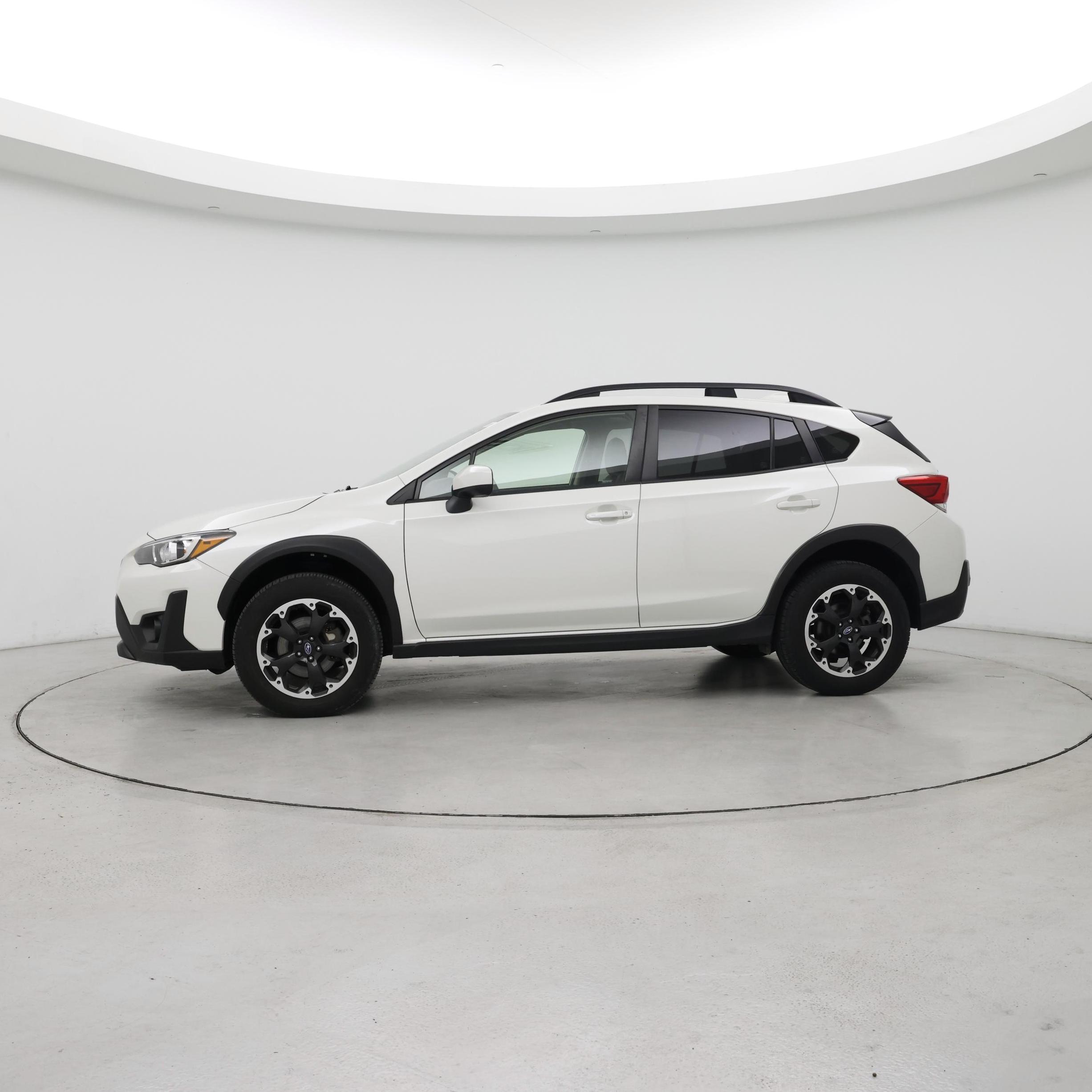 Thumbnail: 2022 Subaru Crosstrek - 3