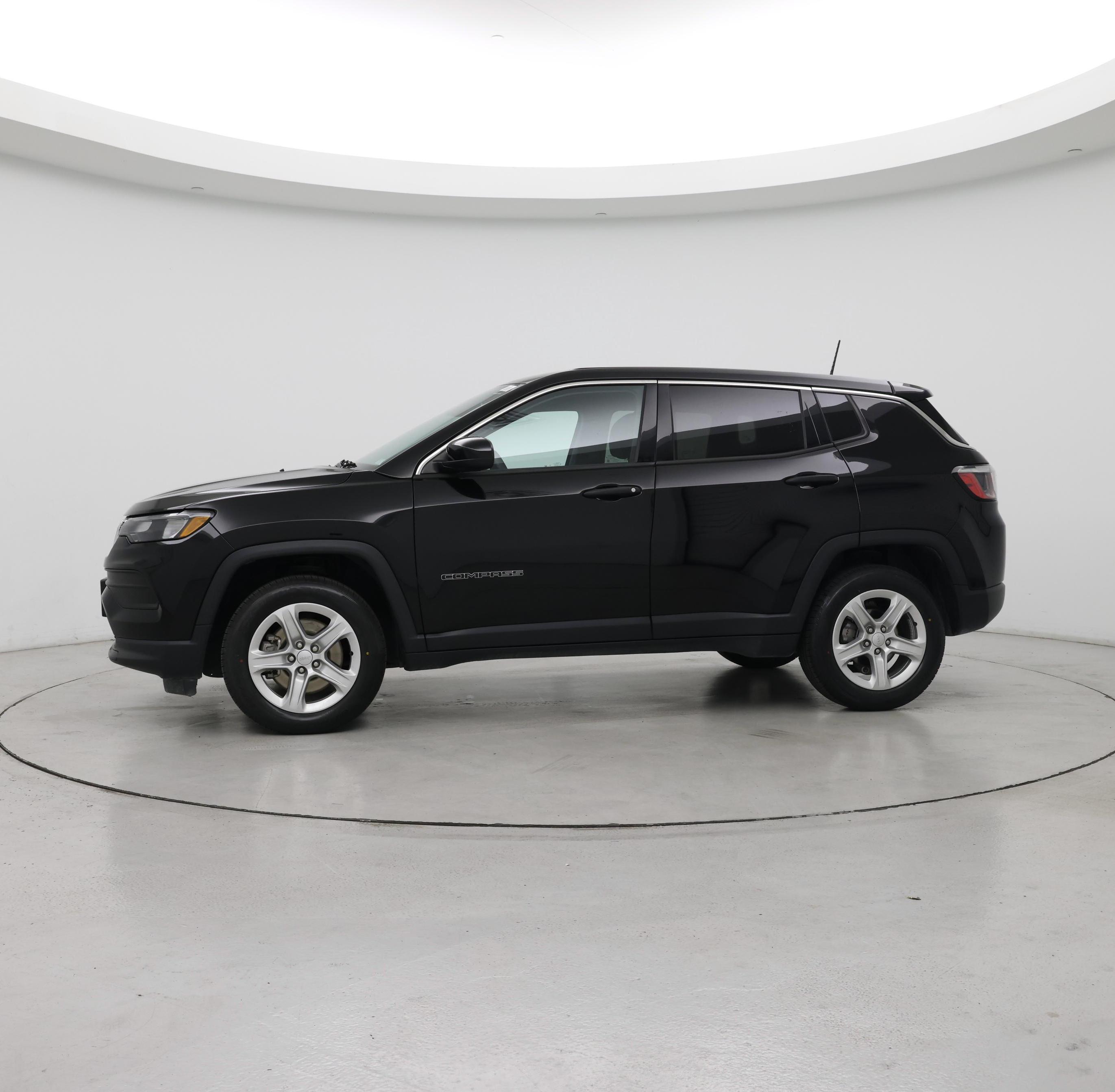 Thumbnail: 2023 Jeep Compass - 3