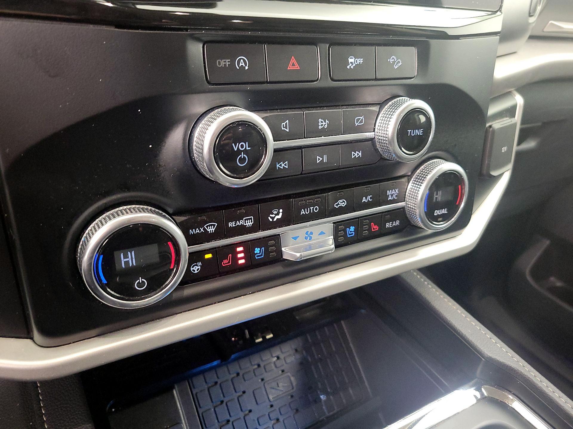 Thumbnail: 2024 Ford Expedition - 16