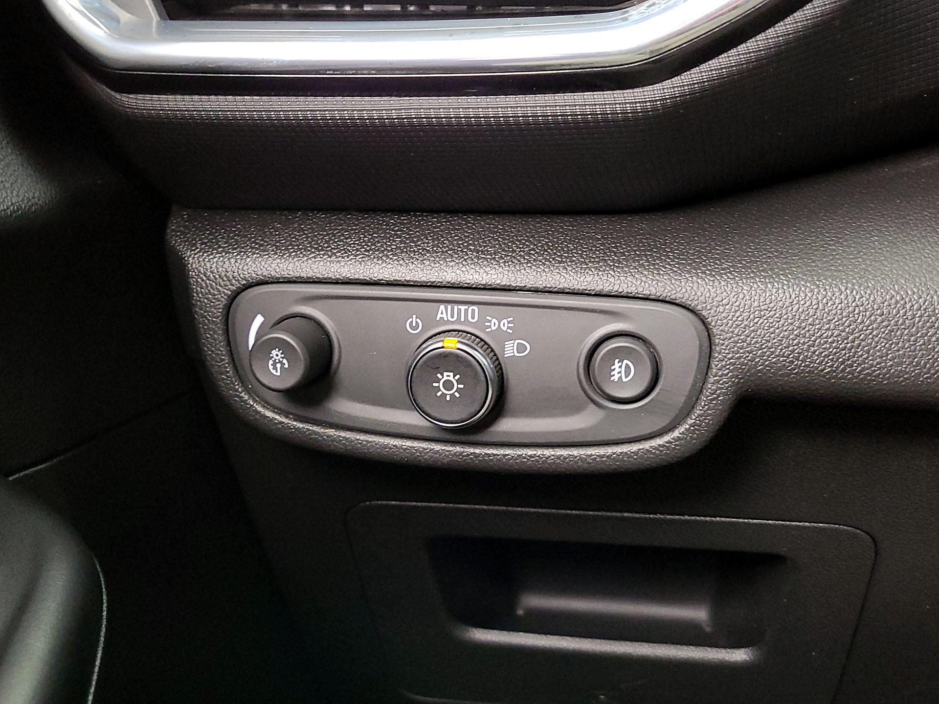 Thumbnail: 2023 Chevrolet TrailBlazer - 13