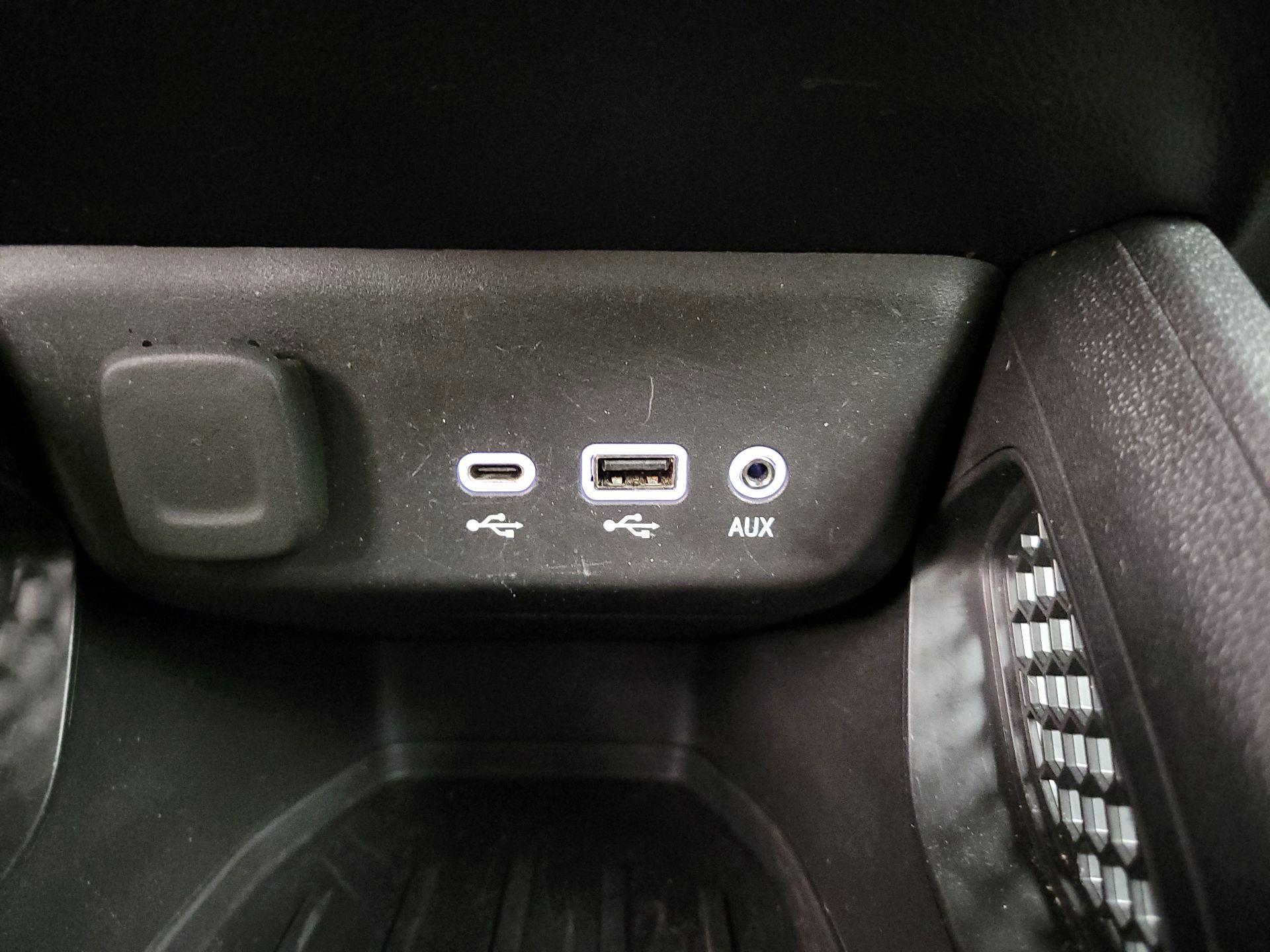 Thumbnail: 2023 Chevrolet TrailBlazer - 18