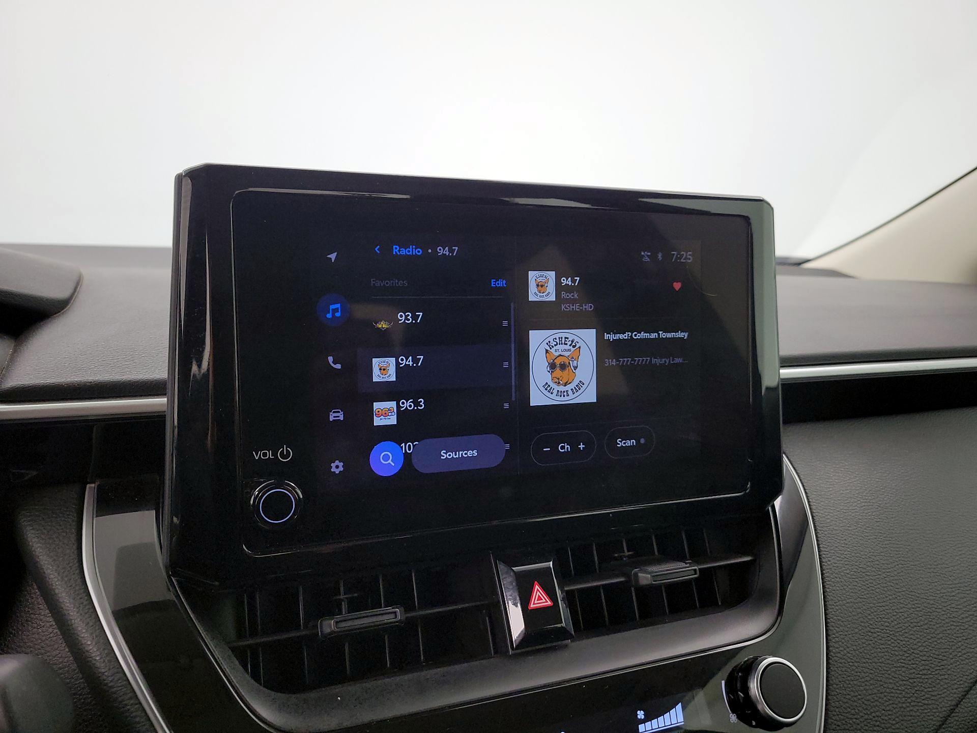 Thumbnail: 2025 Toyota Corolla - 15