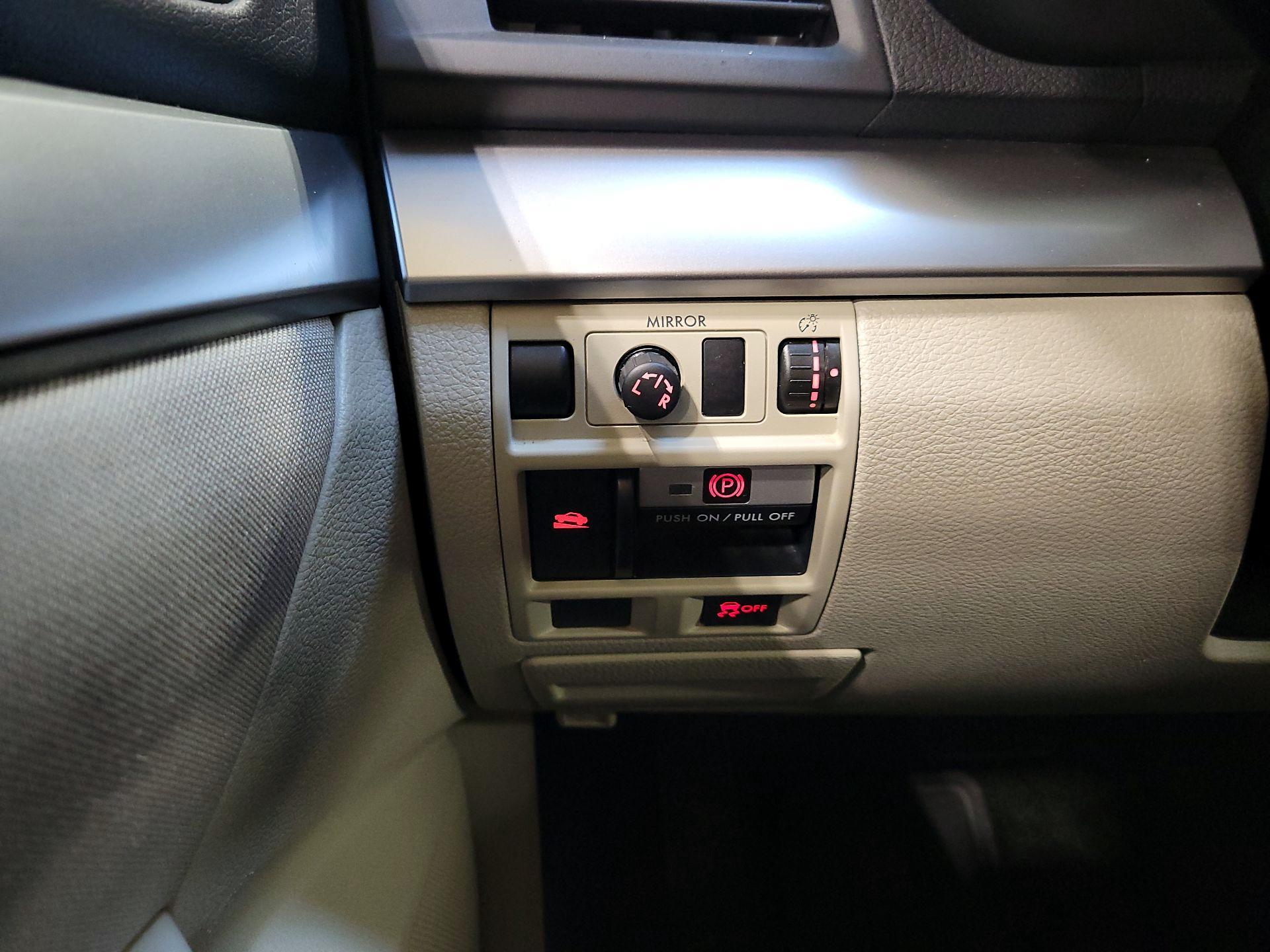 Thumbnail: 2014 Subaru Outback - 13