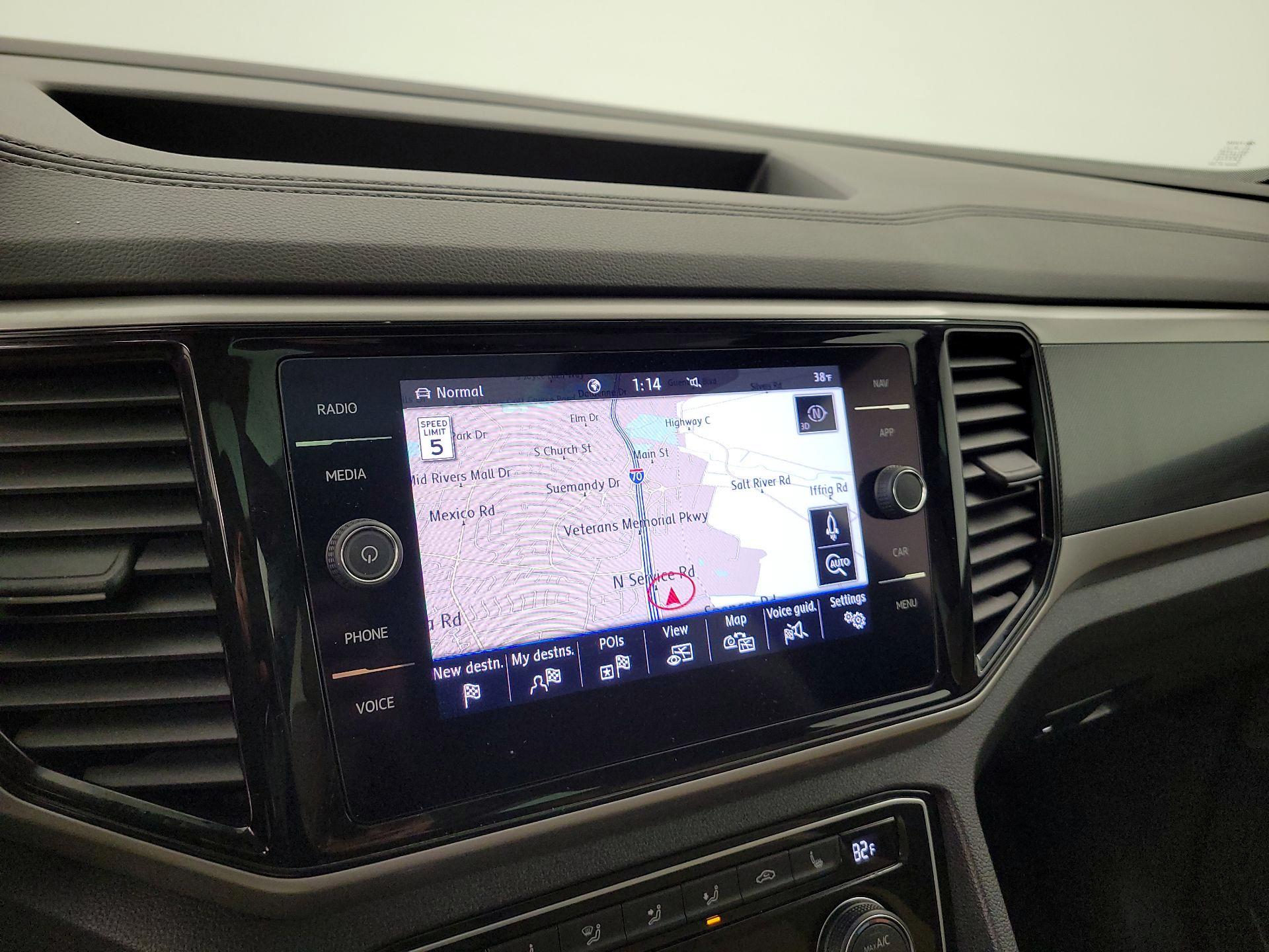 Thumbnail: 2020 Volkswagen Atlas - 14