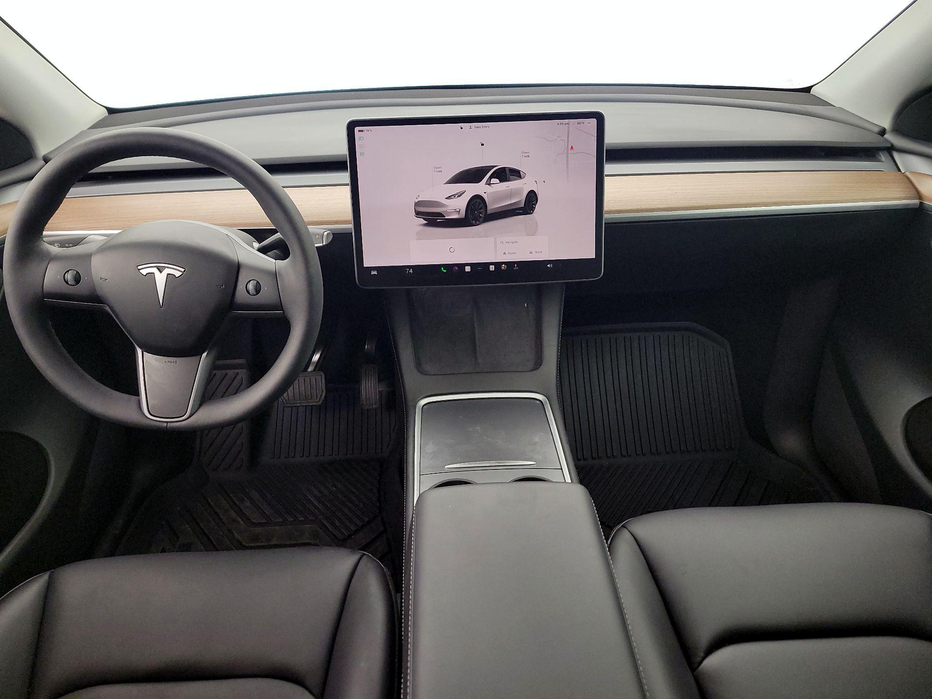 Thumbnail: 2024 Tesla Model Y - 9