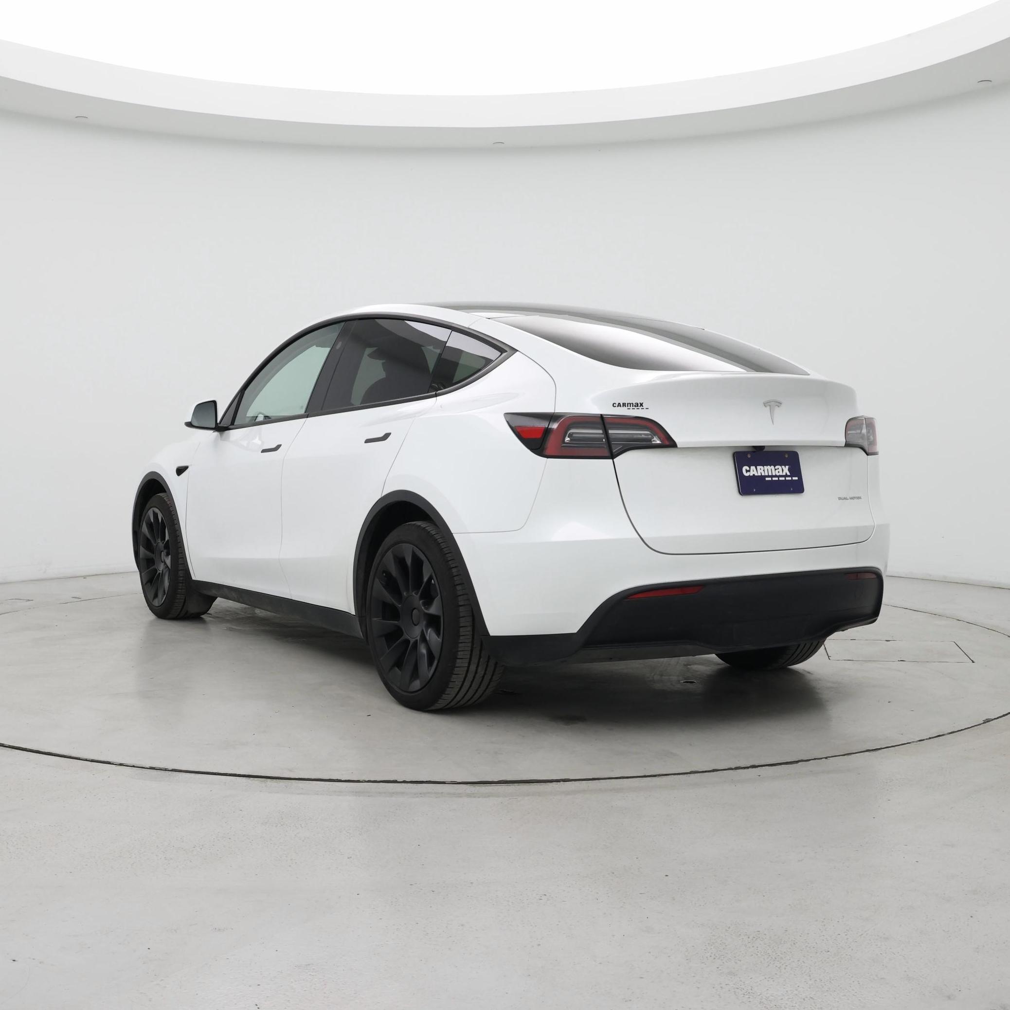 Thumbnail: 2024 Tesla Model Y - 2