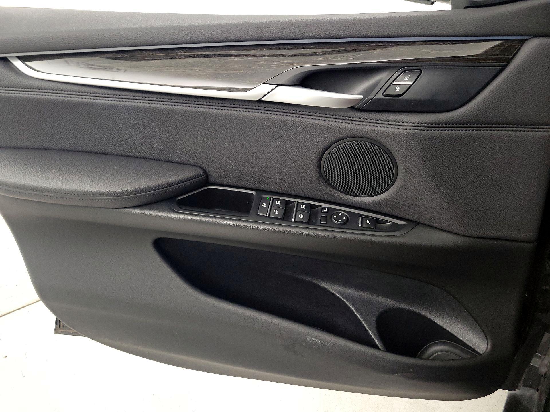 Thumbnail: 2017 BMW X5 - 12