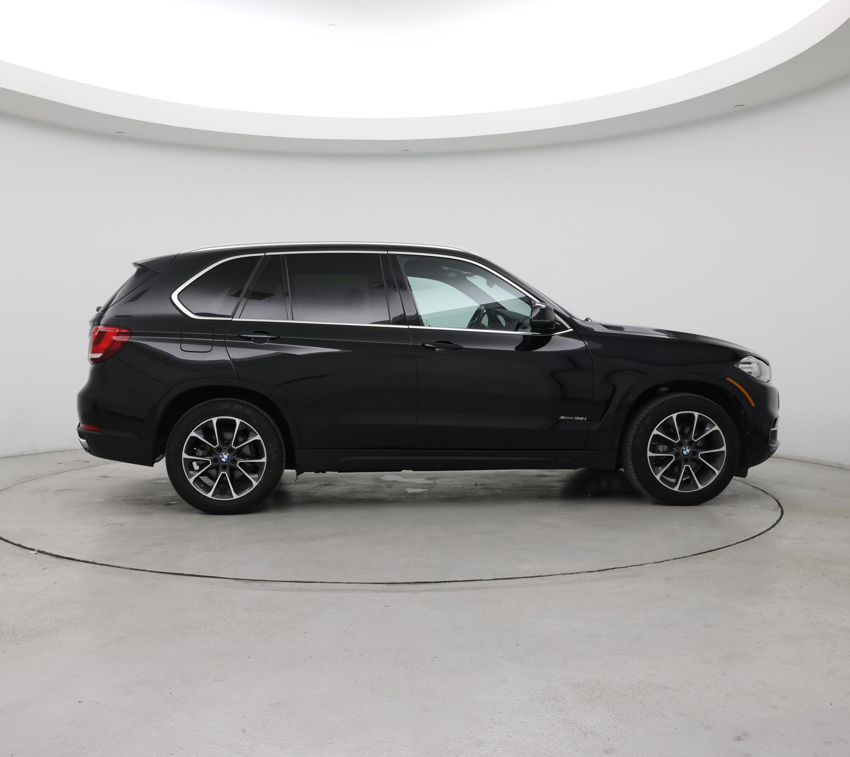 Thumbnail: 2017 BMW X5 - 7