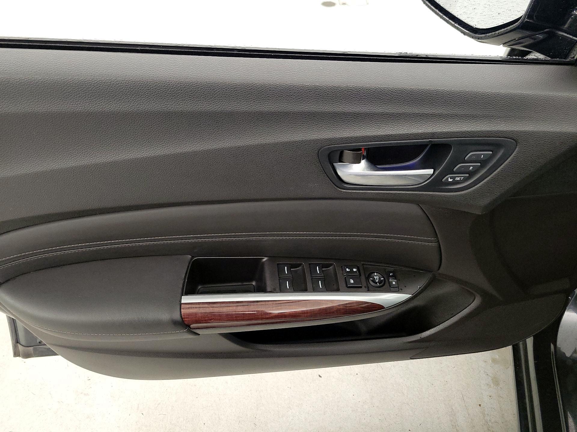 Thumbnail: 2016 Acura TLX - 12