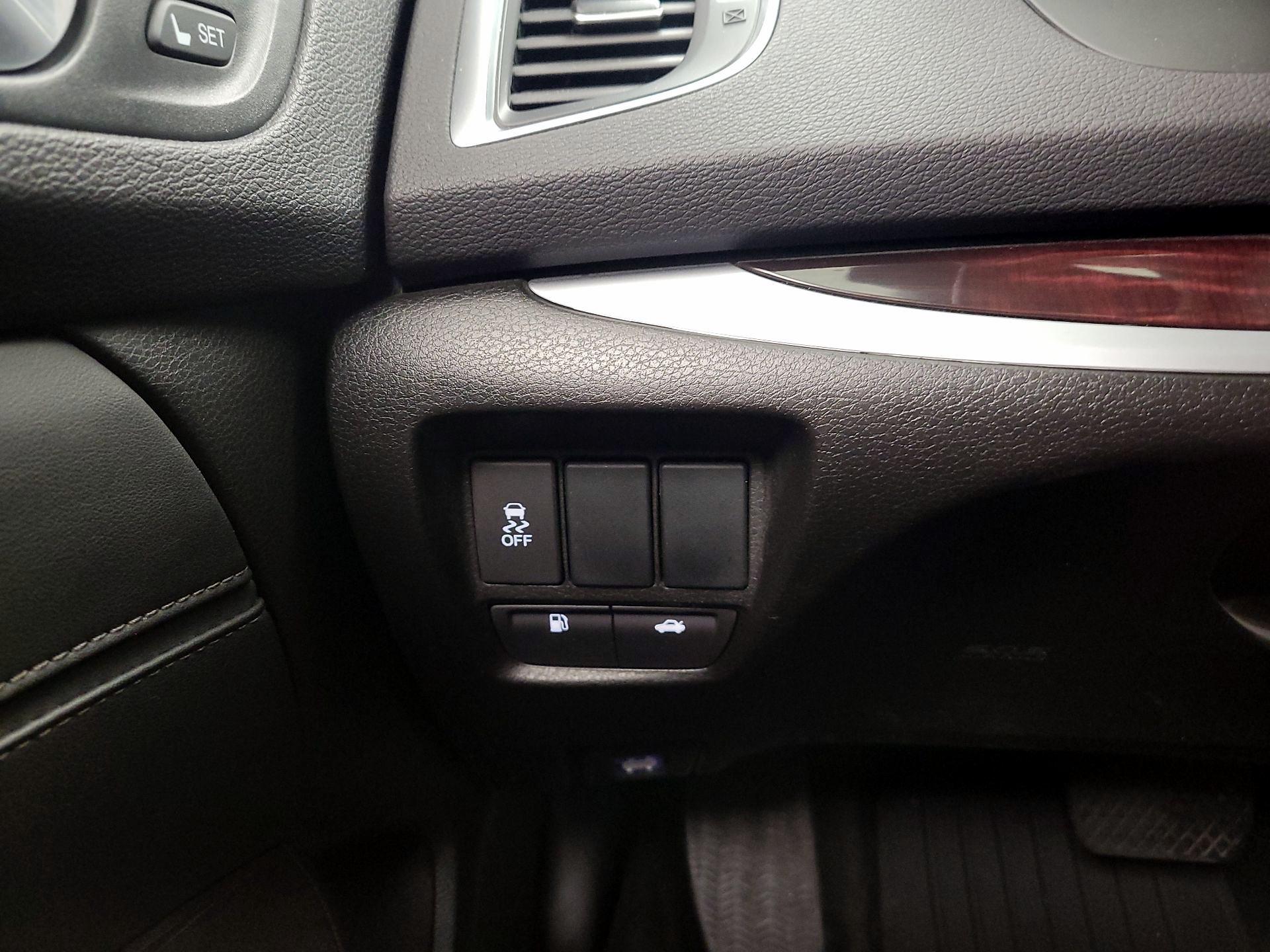 Thumbnail: 2016 Acura TLX - 13