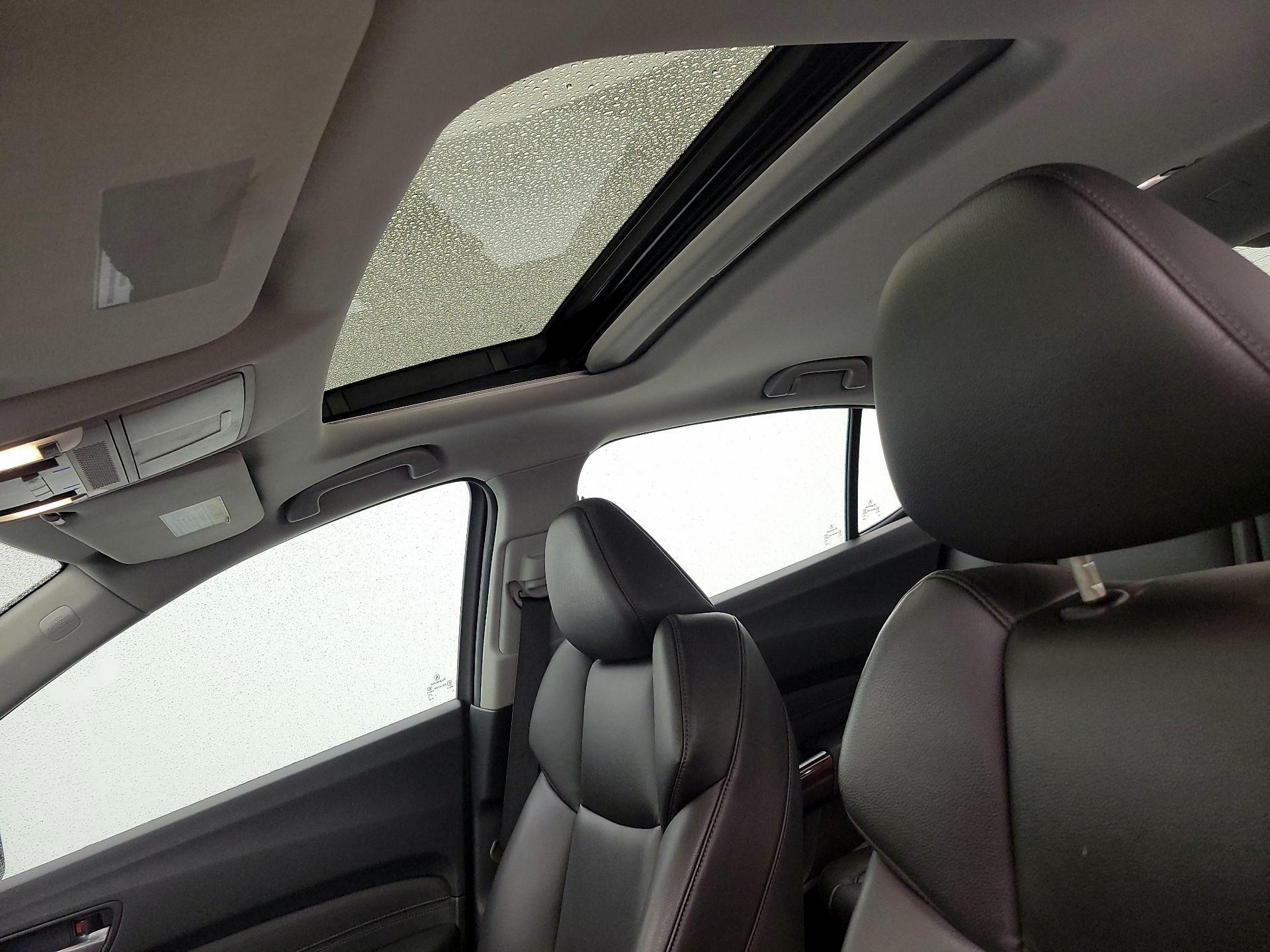 Thumbnail: 2016 Acura TLX - 19